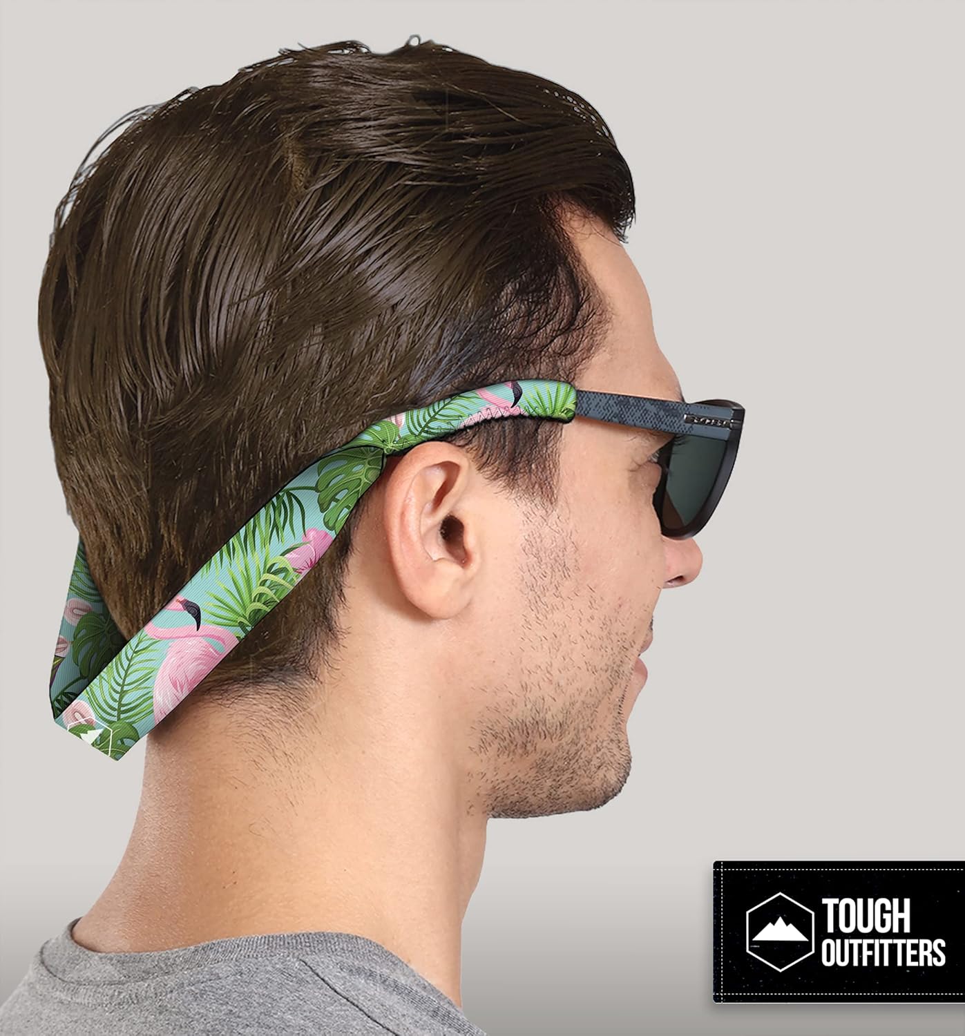 Aprender acerca 68+ imagen oakley glasses holder Abzlocal.mx