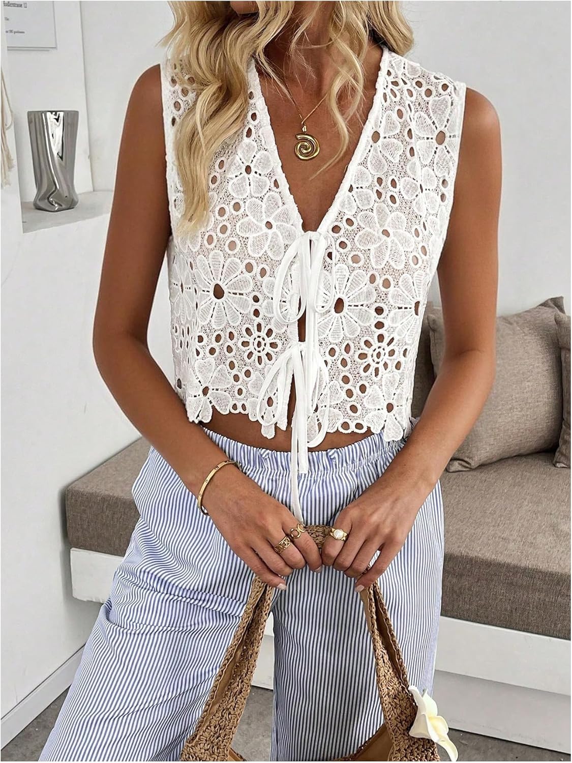 SHENHE Women's Tie Front Vest Lace Eyelet Embroidered Boho Crop Tank Summer Vacation Beach Top - Image 4