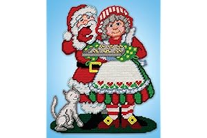 Design Works Crafts Mrs Claus' Cookies Plastic Canvas Kit