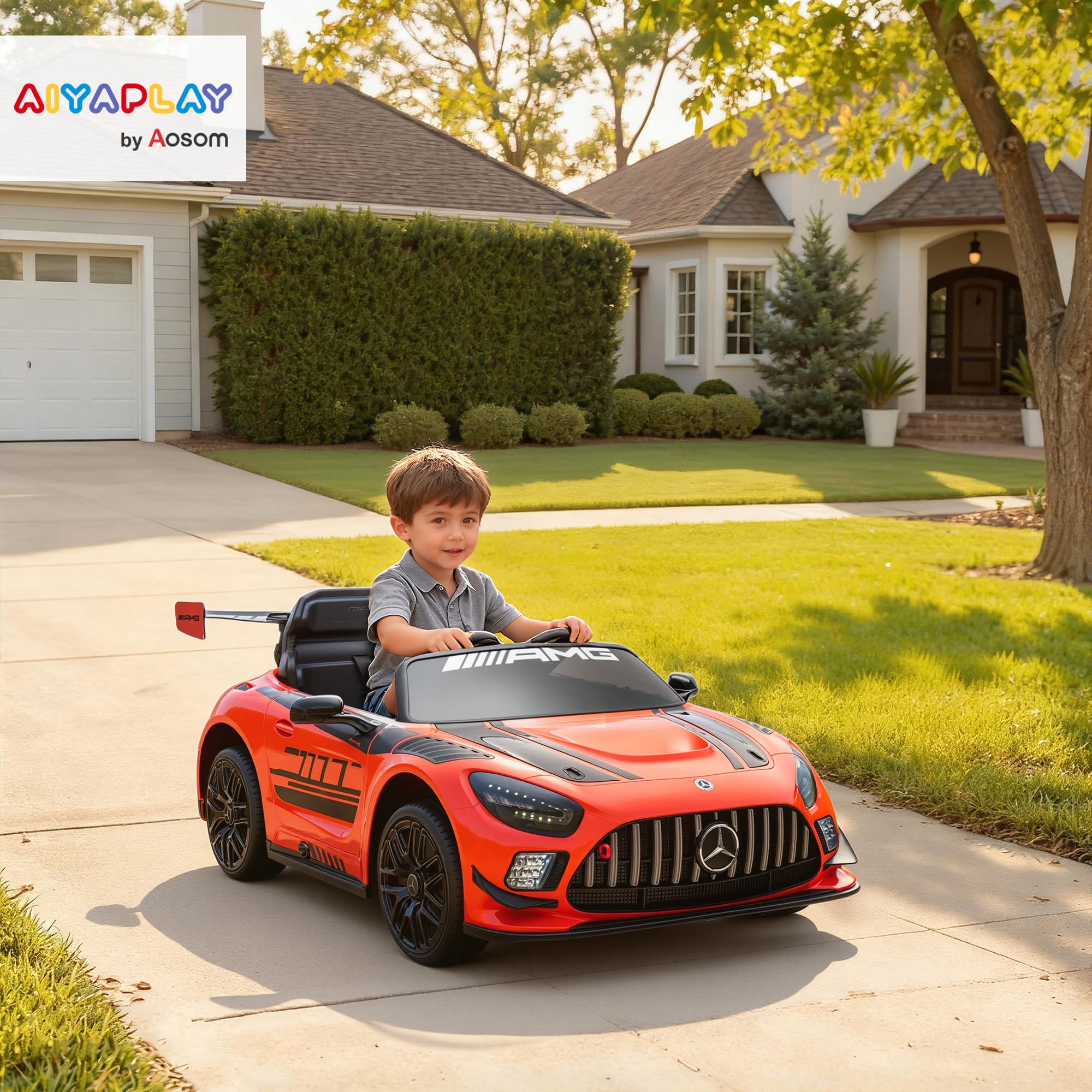 AIYAPLAY Macchina Elettrica per Bambini Mercedes-AMG GT3, 12V Auto Elettrica per Bambini 3-8 Anni con 2 Motori, Telecomando, Luci LED, Musica Wireless, Maniglia e Rotelle di Trasporto, Arancione
