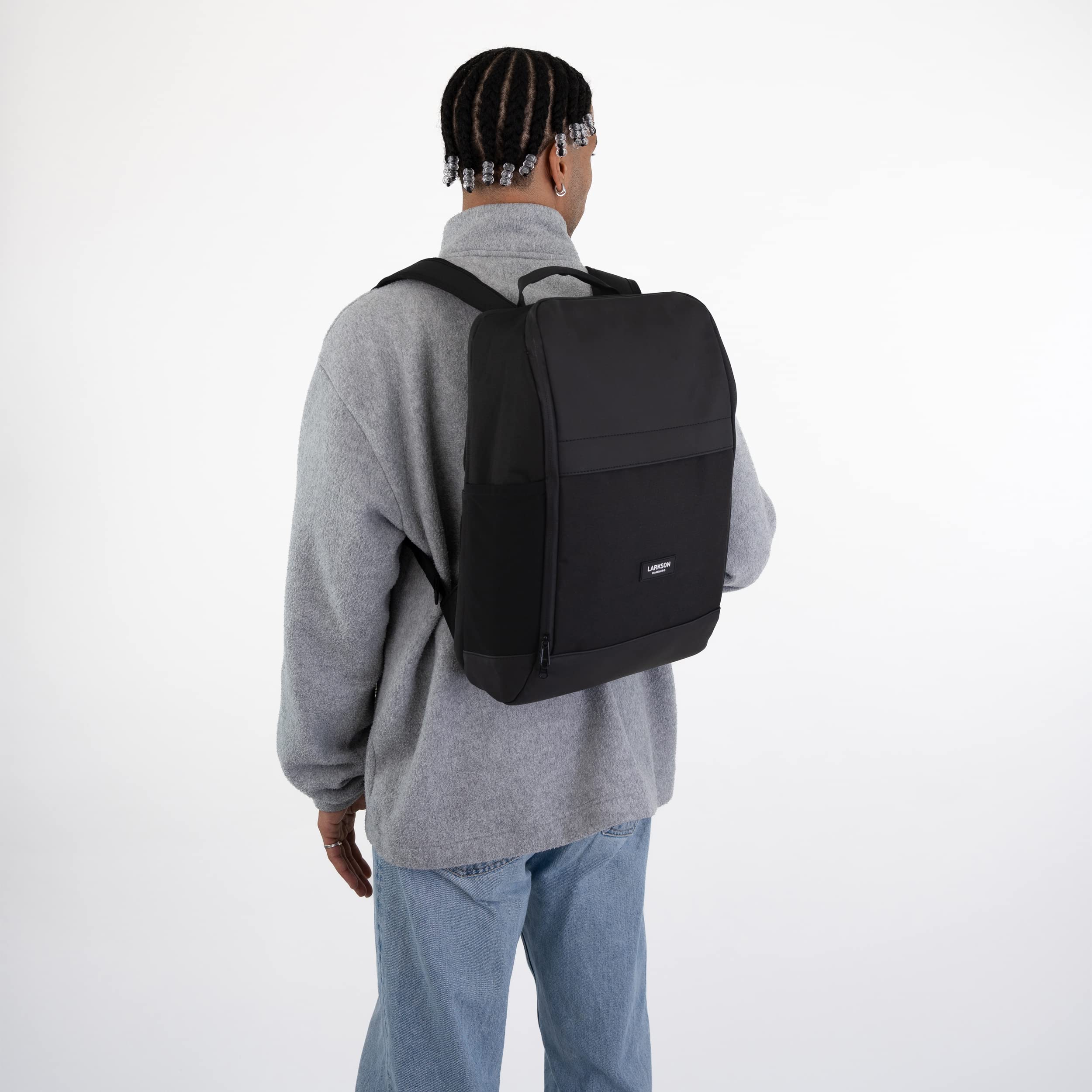 LARKSON Zaino per PC Donna e Uomo Nero - Niklas - Borsa per Computer portatile per Viaggi Lavoro e Scuola - Zainetto Antifurto - Leggero e Impermeabile