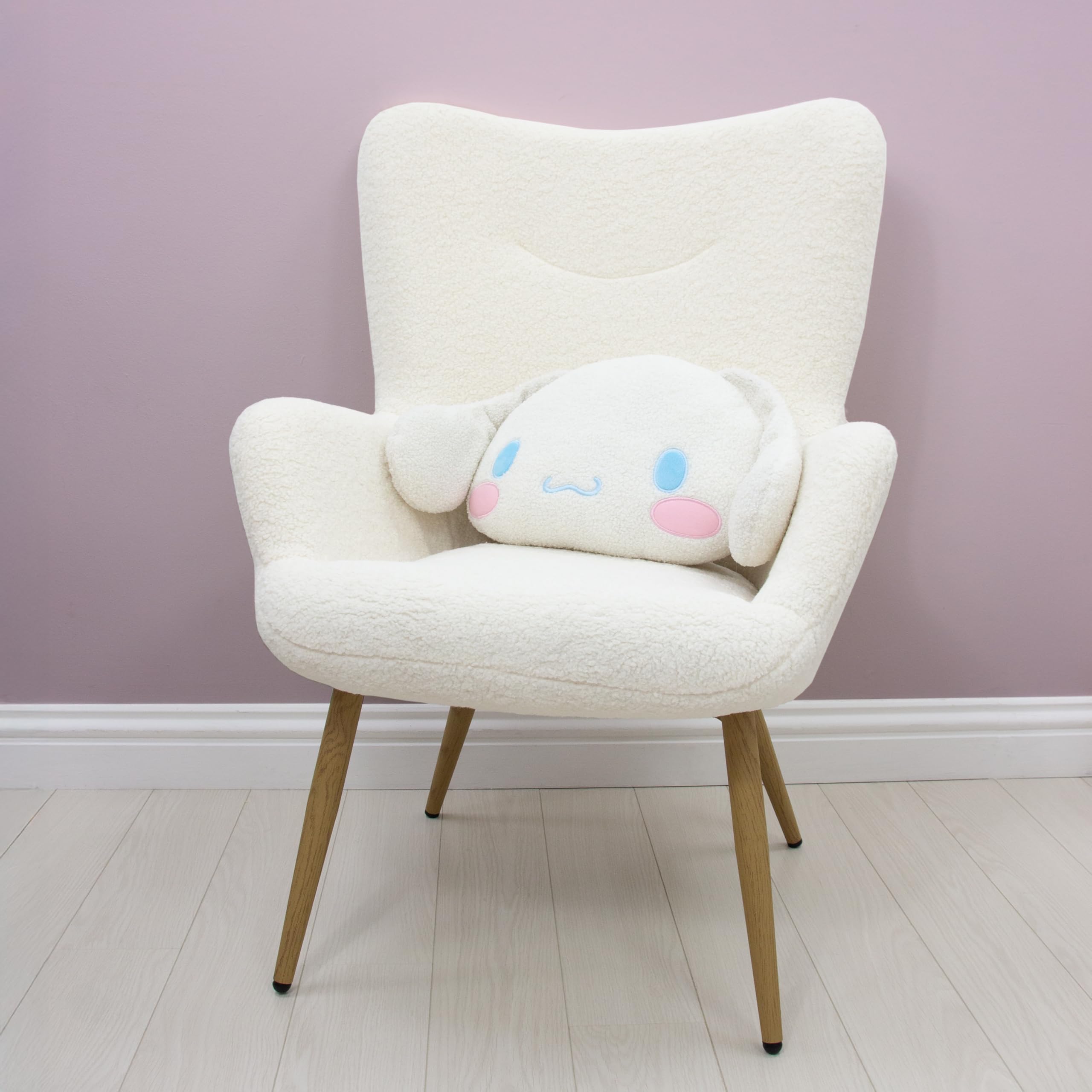 CHARACTER WORLD Cuscino con licenza ufficiale Hello Kitty Cinnamoroll a forma di cucciolo, perfetto per camera da letto o soggiorno, 33 x 40 cm