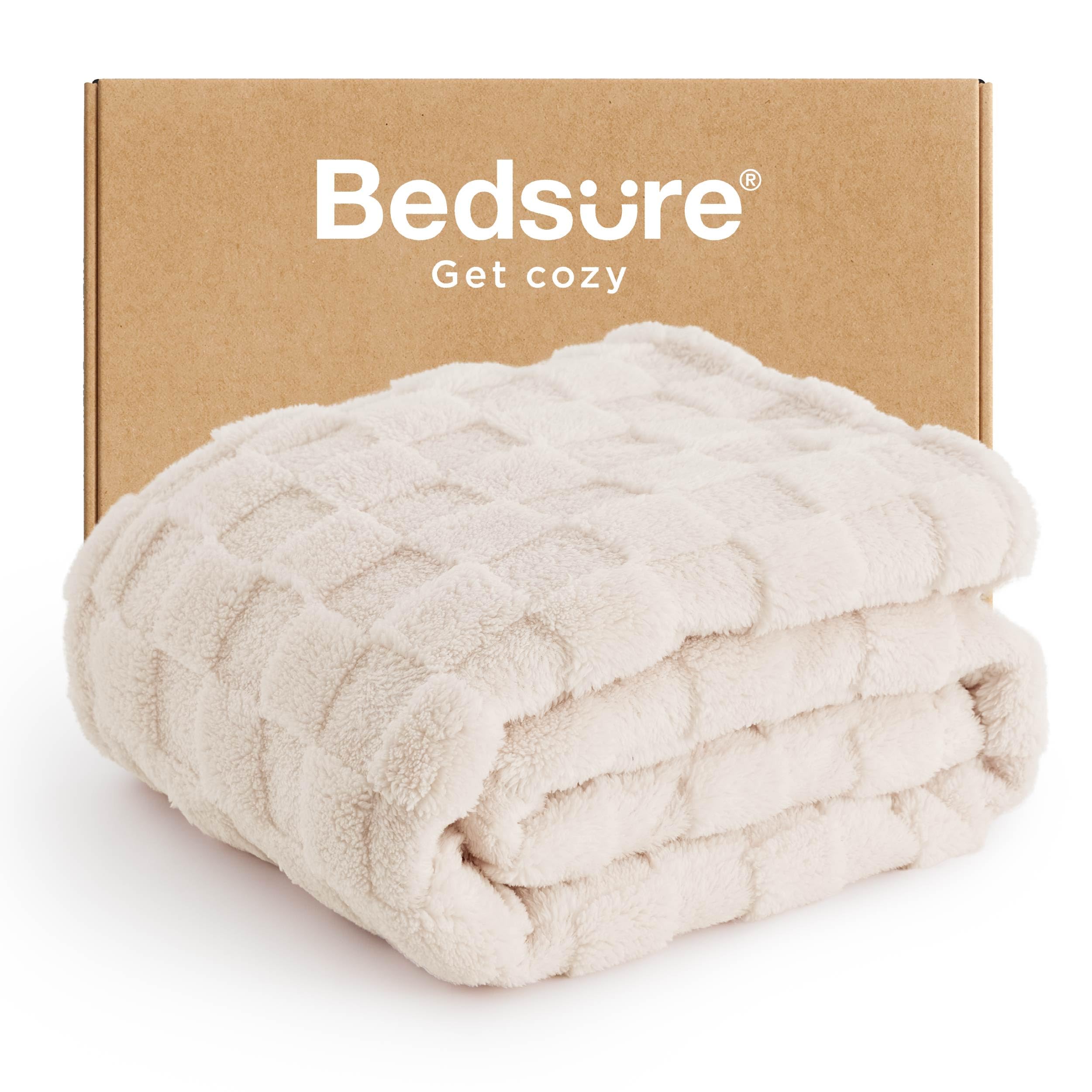 Bedsure GentleSoft Twin Blanket for Bed Cream - Super Soft Cozy Blankets for Women Men Girls, Cute Fuzzy Fleece Throws for Bedroom Couch, 60x80 Inches