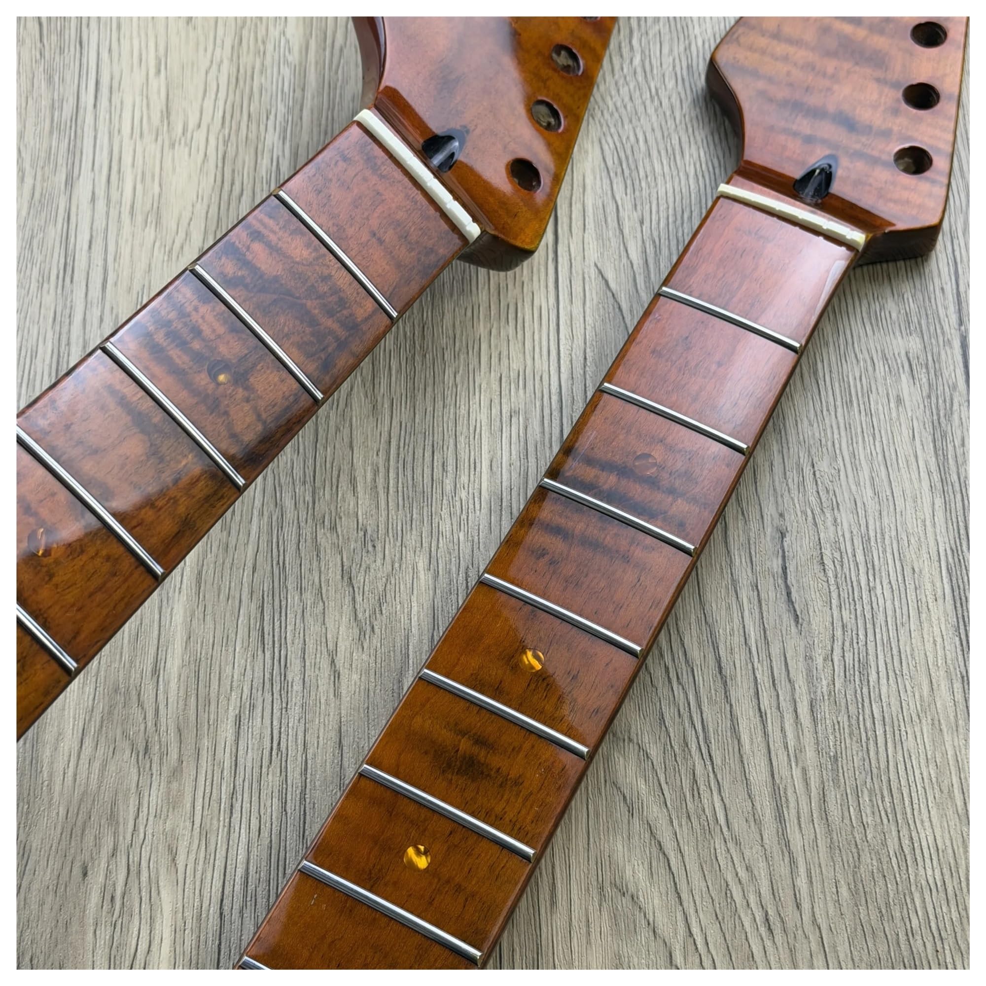 Manico for chitarra ST for mancini, tastiera in acero a 22 tasti, finitura lucida lucidata a mano, ricambio for chitarra elettrica