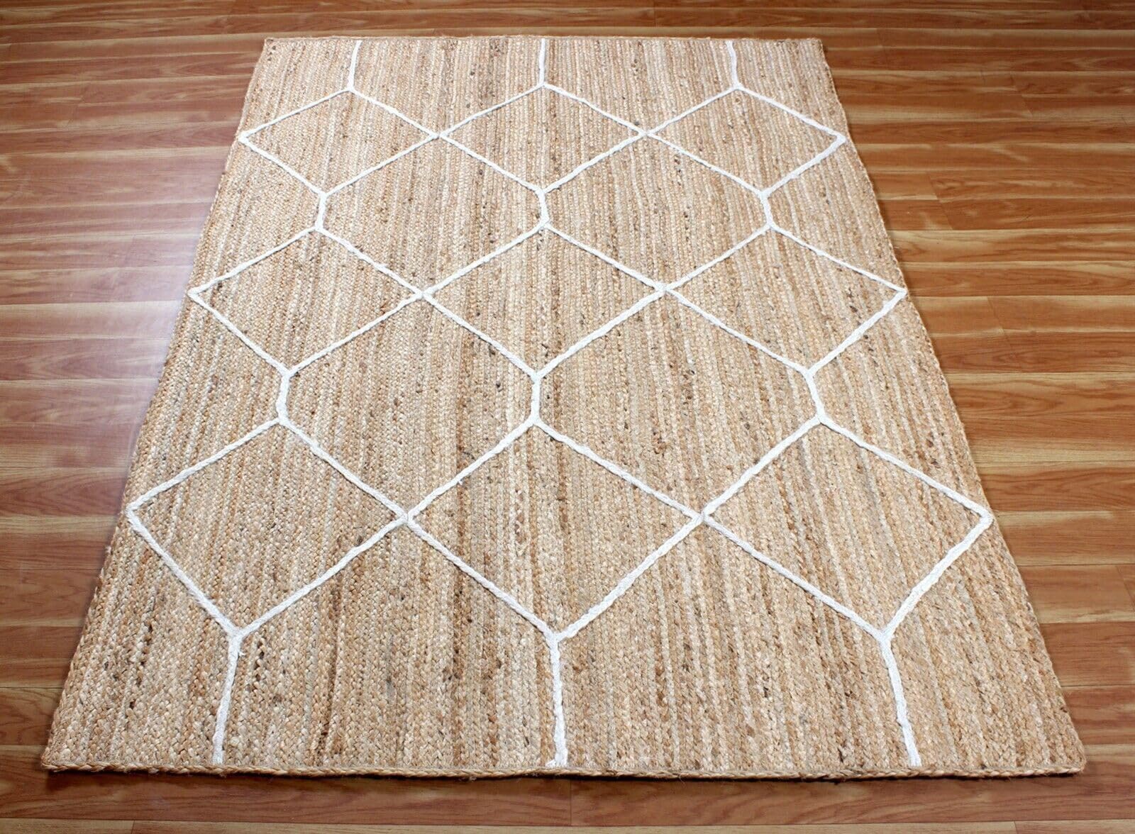 Tapis en jute naturelle tressé main 120x180 cm avec motif blanc pour salon chaleureux