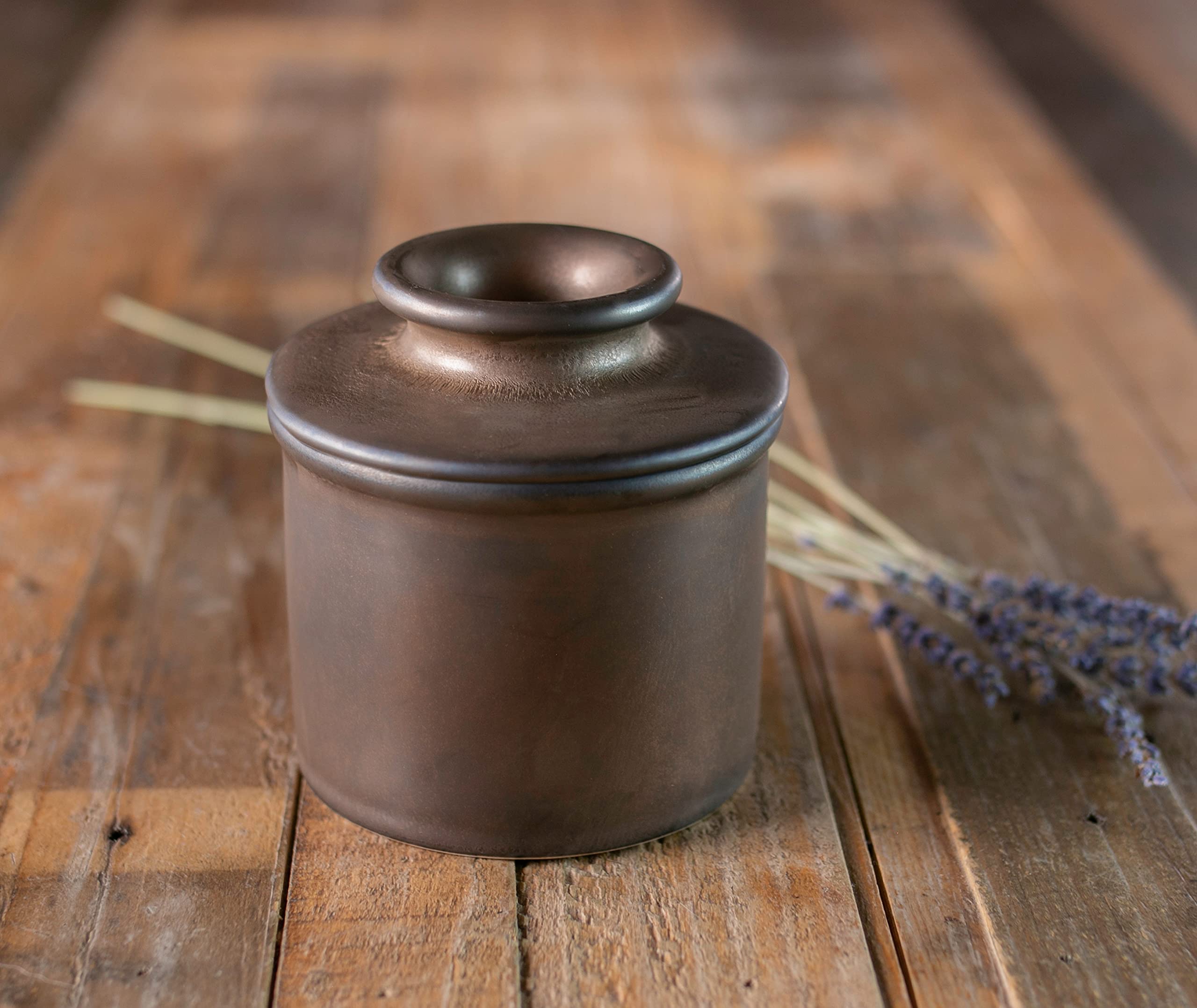 Butter Bell Le pot original de L. Tremain, beurrier en céramique française, finition mate rétro classique, poterie à glaçure réactive en bronze