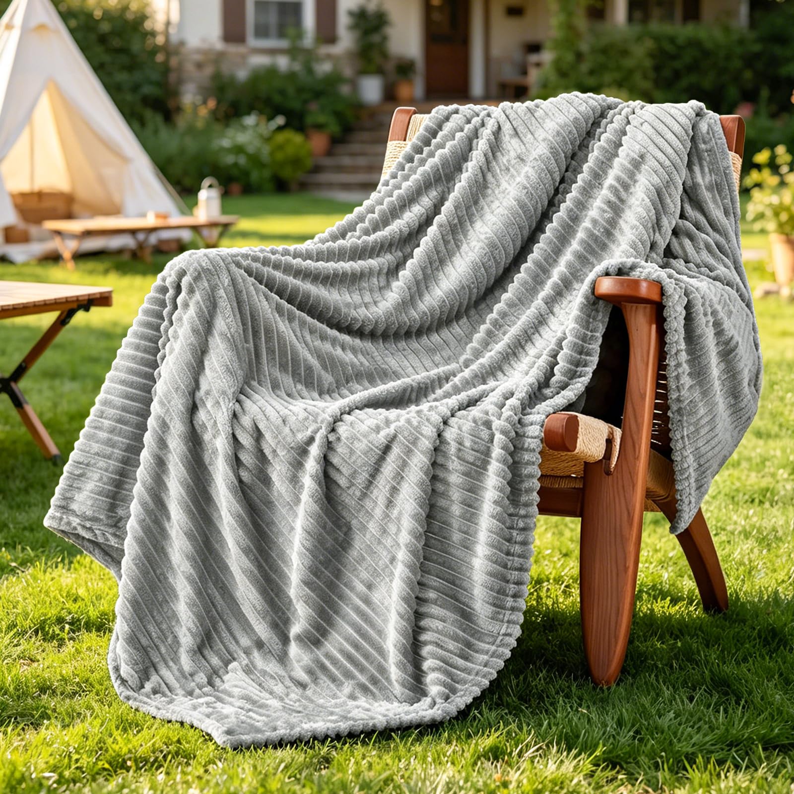 Kuscheldecke Sofa Decken grau, 150x200 cm Fleecedecke für Couch weich und warm, Wohndecke flauschig als Sofadecke Couchdecke…