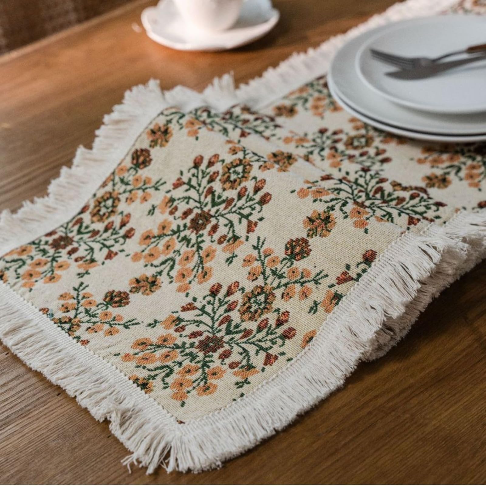 Beige Gelb Tischläufer Baumwolle Leinen, Esstisch Tischläufer Abwaschbar Jacquard Pflaumenblüte Muster mit Quasten Tischdecke für Küche Esstisch Dekor, 30x220 cm, Beige Gelb