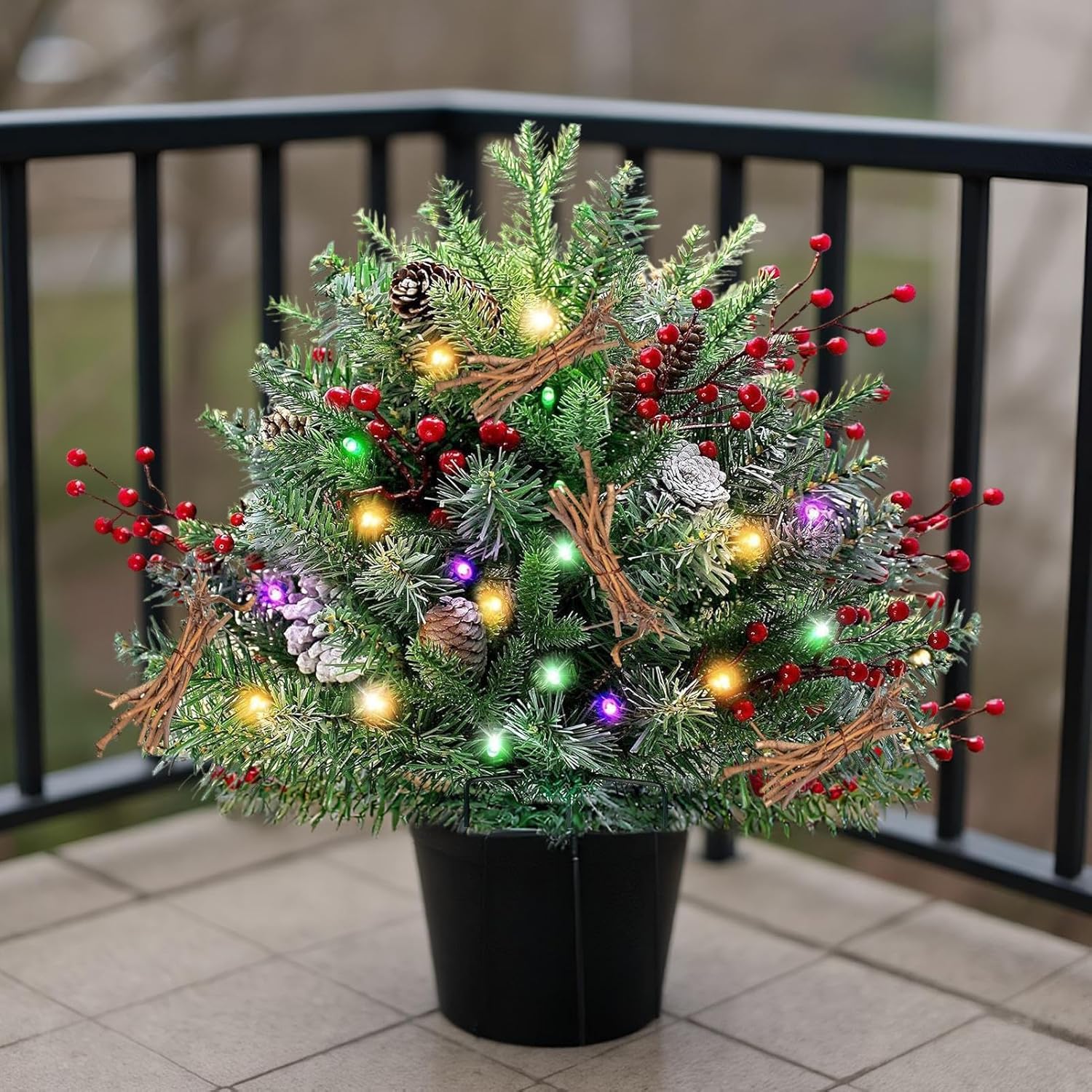 屋外用クリスマスツリー玄関飾り - 人工プランターブッシュ 三脚スタンド付き,ホリデーパーティー用品 学校 寮 オフィス 誕生日 冬