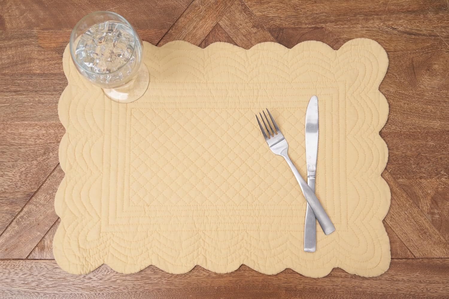 C&F Home Yellow Quilted Scalloped Edge Dining Placemats Set of 6 All Seasons Spring Summer Kitchen Dinner Table Tabletop Decor Decoration S/6 13" x 19" Yellow