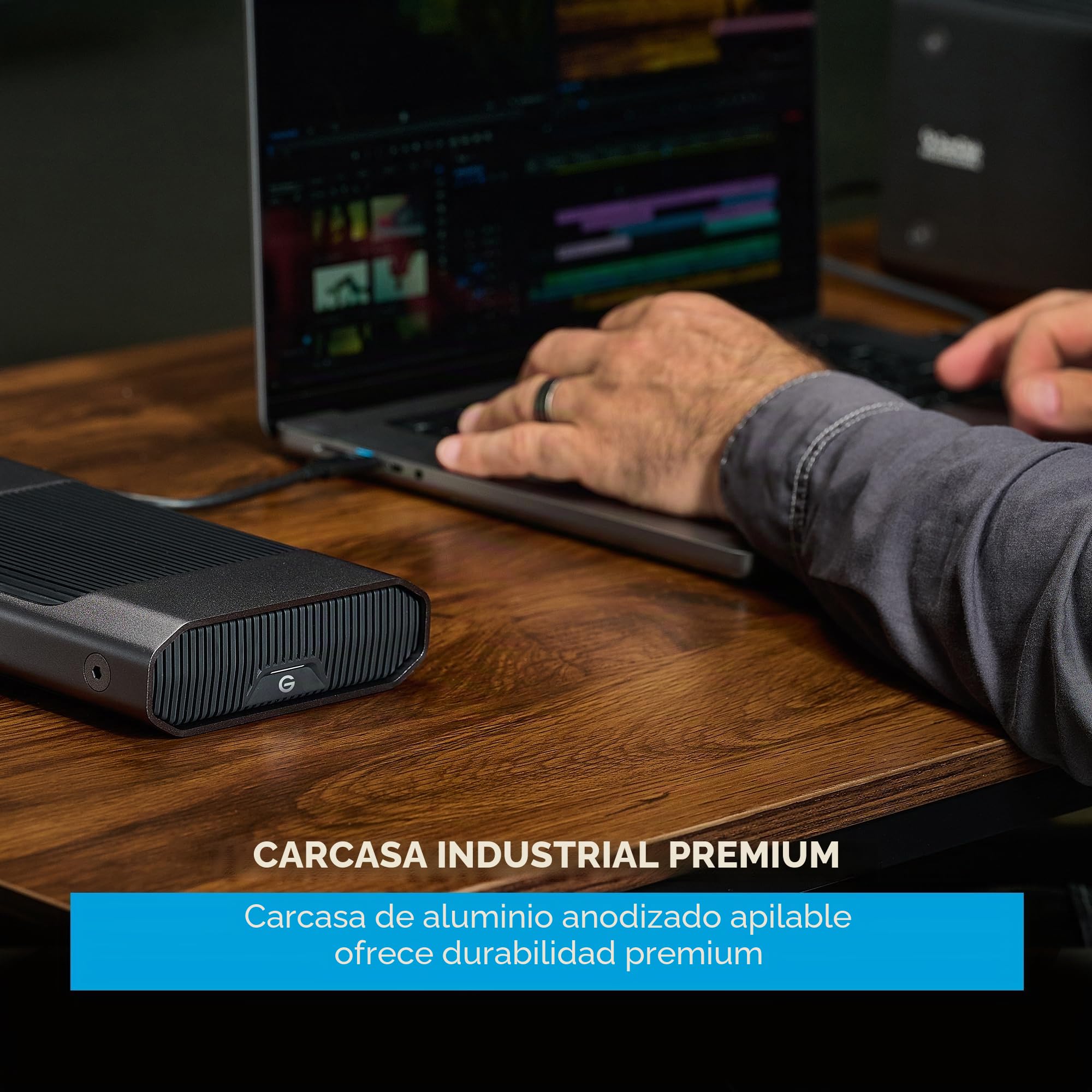 SanDisk Professional G-DRIVE 外付けHDD 18TB SanDisk Professional G-Drive 18TB Enterprise Class Desktop