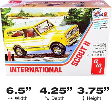 AMT 1977 International Harvester Scout II 1:25 Scale Model Kit