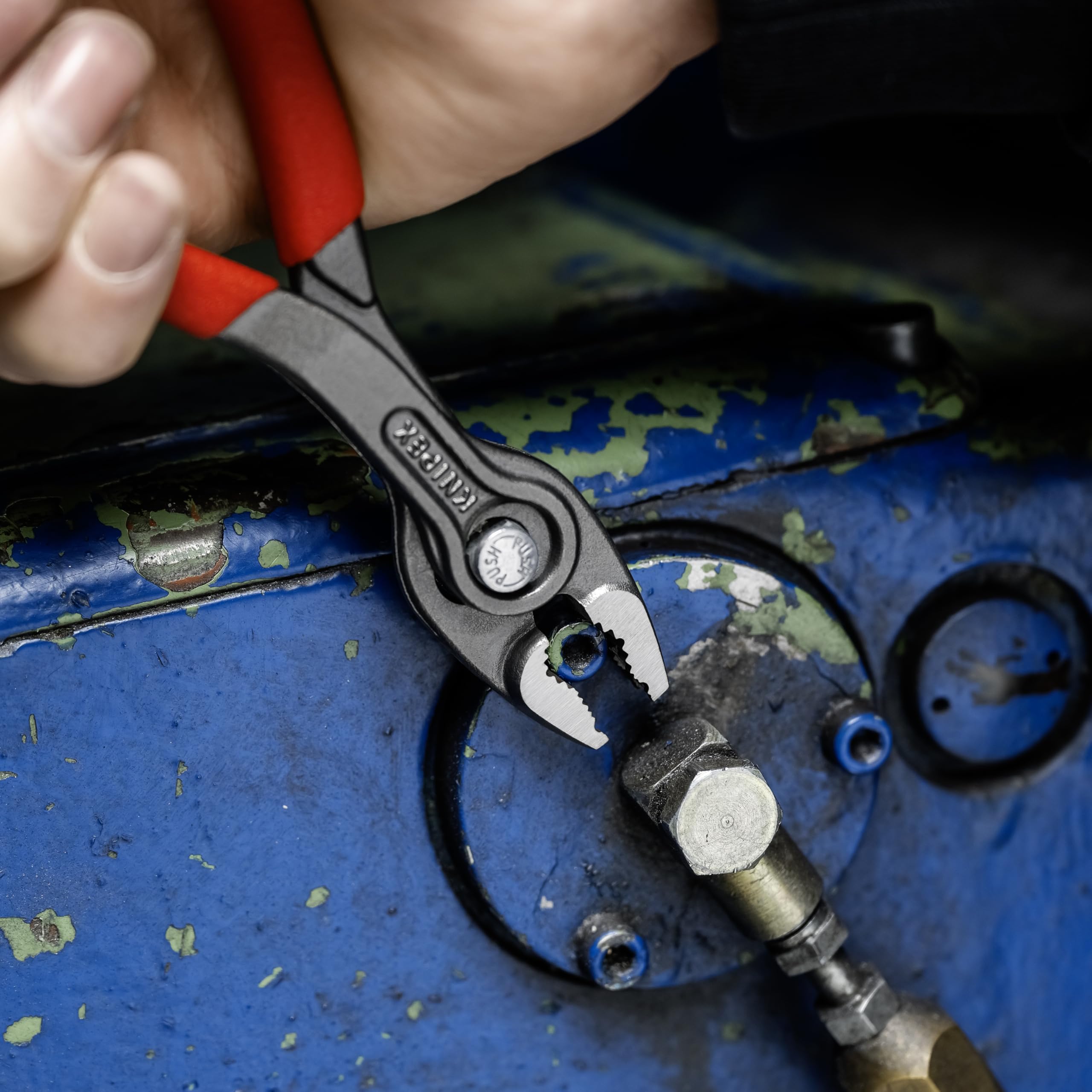 KNIPEX TwinGrip PINCE DE PRÉHENSION FRONTALE ET LATÉRALE grise atramentisée gaines PVC anti-dérapantes 150 mm, 82 01 150 SB