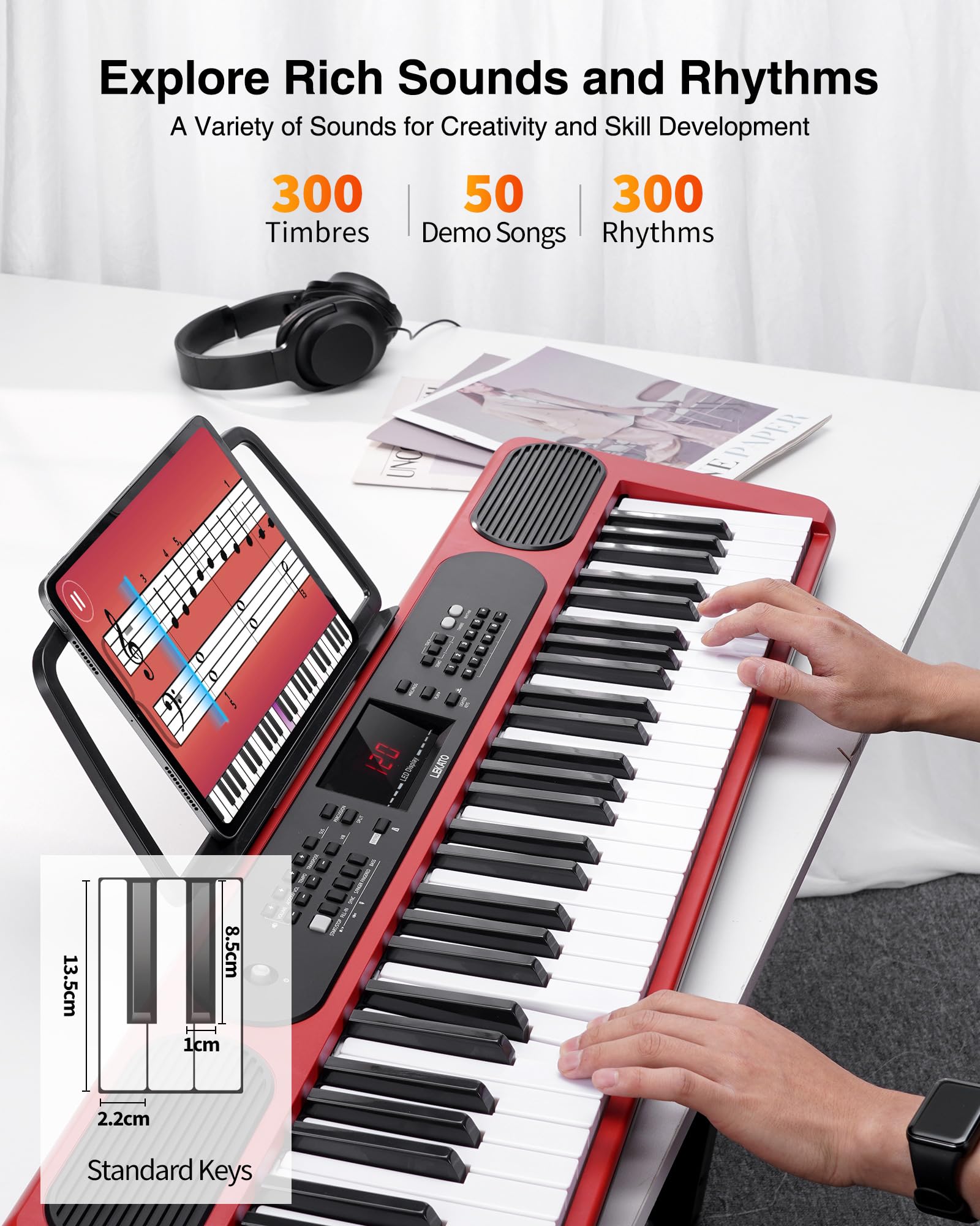 LEKATO Keyboard Piano mit 61 Tasten, Elektronisches Keyboard für Einsteiger mit Beleuchtete Tasten und LED-Anzeige, eingebaute Doppellautsprecher, Lernmodi, Notenständer, Rot