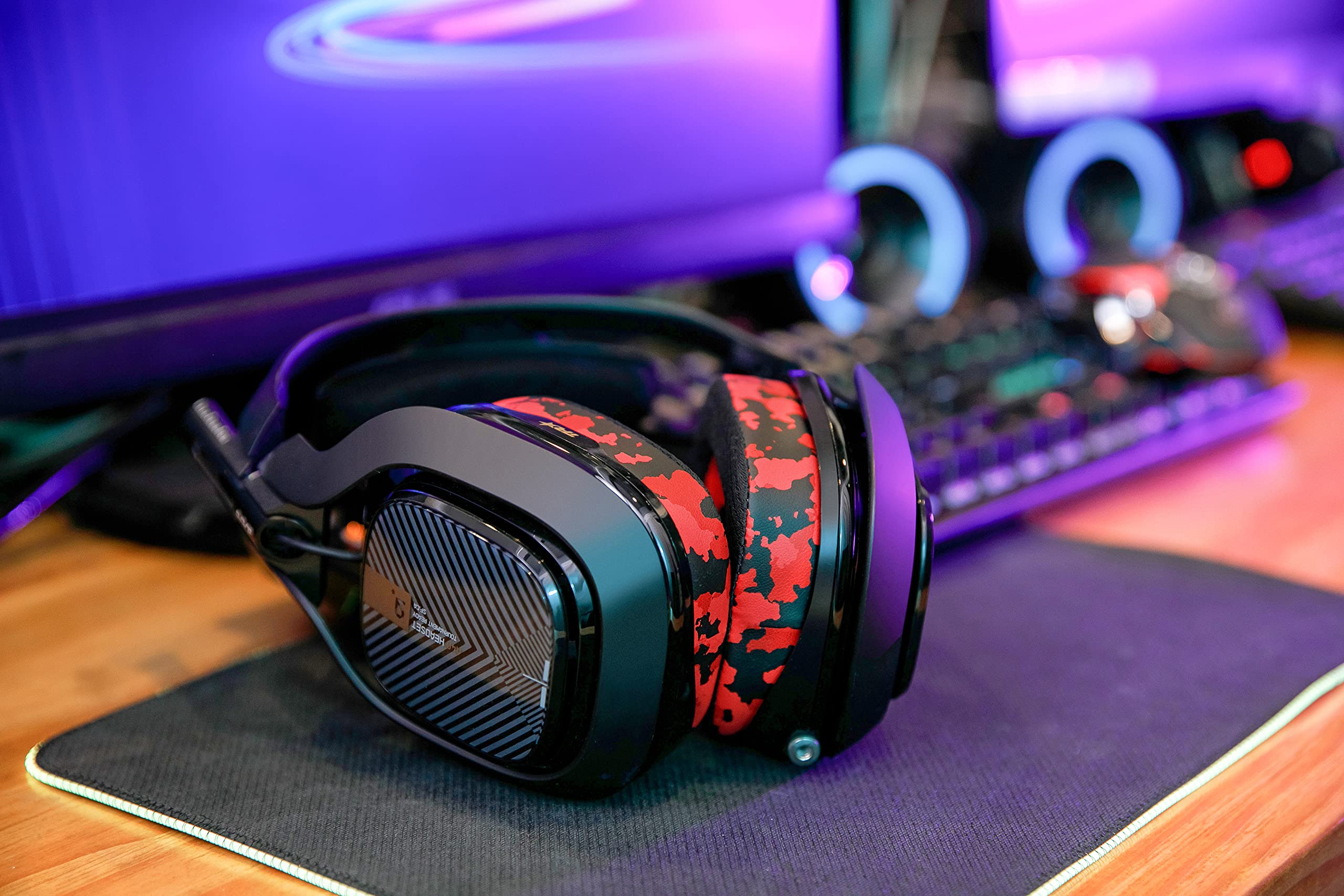 WC Freeze A40 - Cuscinetti di raffreddamento in gel di ricambio solo per Astro A40 TR, prodotti da Wicked Cushions, migliorano la durata, lo spessore e l'isolamento acustico | Red Camo