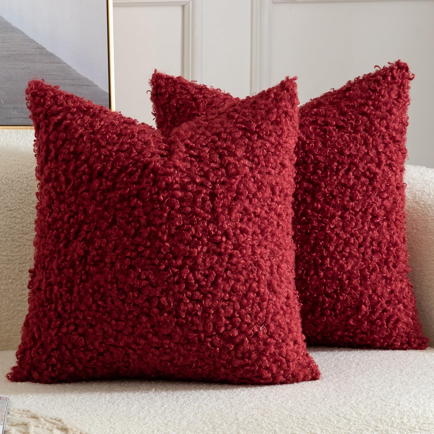 YAERTUN Pack of 2 Faux Fur Cushion Covers Decorative Sherpa Boucle Throw Pillow Covers Fuzzy Soft Sheepskin Fleece Pillowcases for Couch Sofa Bed Living Room 26x26 Inch 65x65cm Burgundy