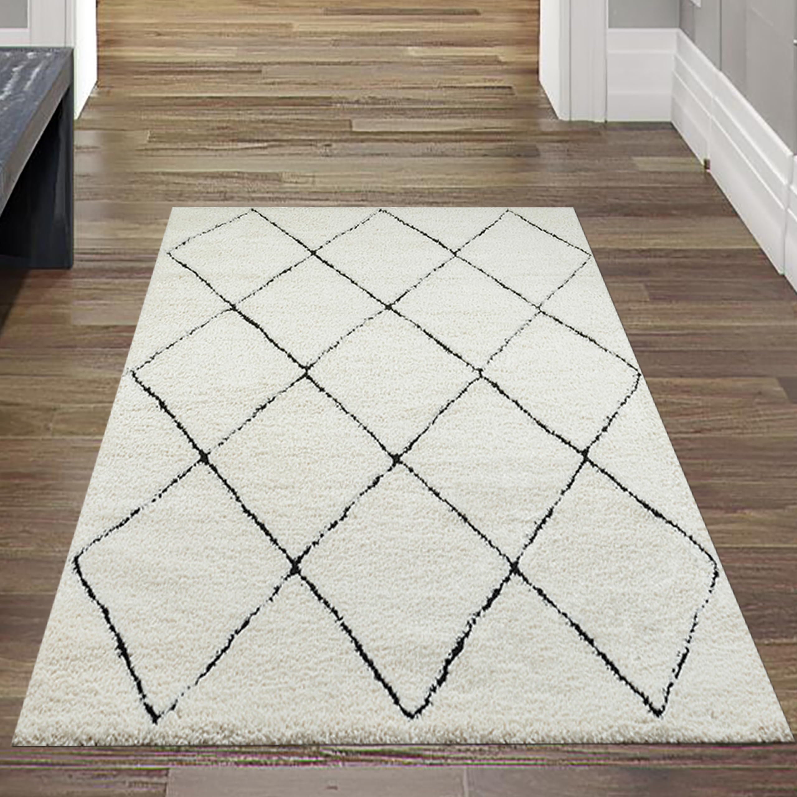 Teppich-Traum Tappeto da salotto a pelo alto bianco nero con motivo a diamante Nordic, 80 x 150 cm