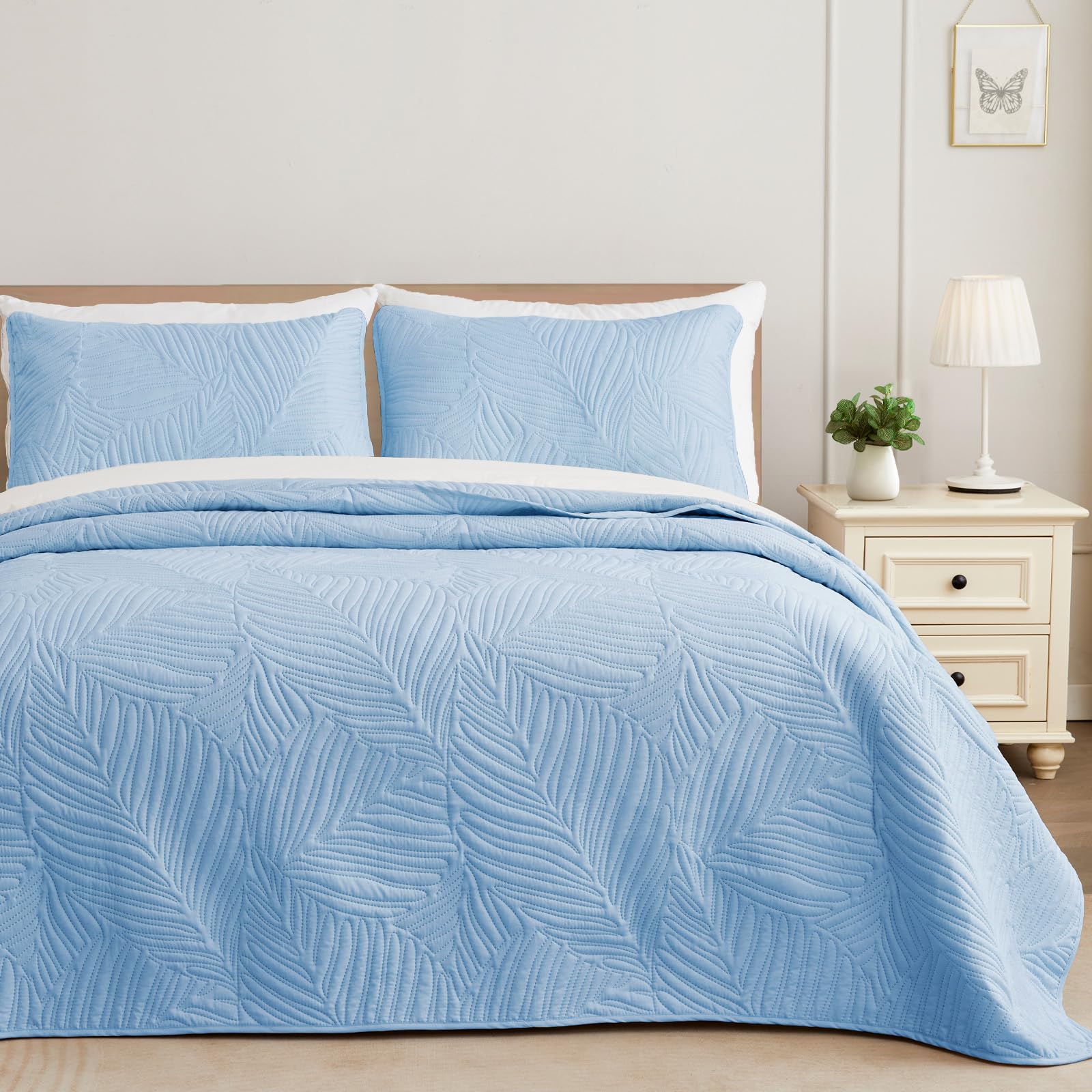 Photo 1 of Exclusivo Mezcla King Quilt Set - Sky Blue, 3-Piece