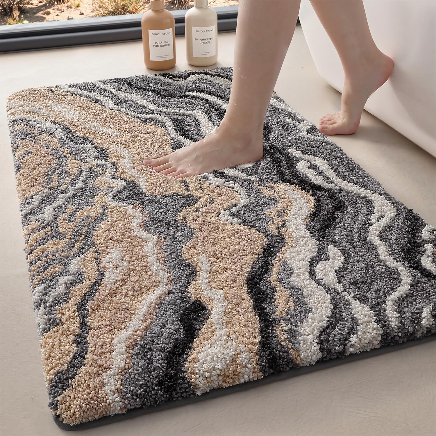 DEXI Microfibre Bath Mat 40 x 60cm, Non-Slip Absorbent Bathroom Mats, Extra Soft Thick Absorbent Bathmat, Washable Rugs for Shower Floor, Grey and Beige โ image 1