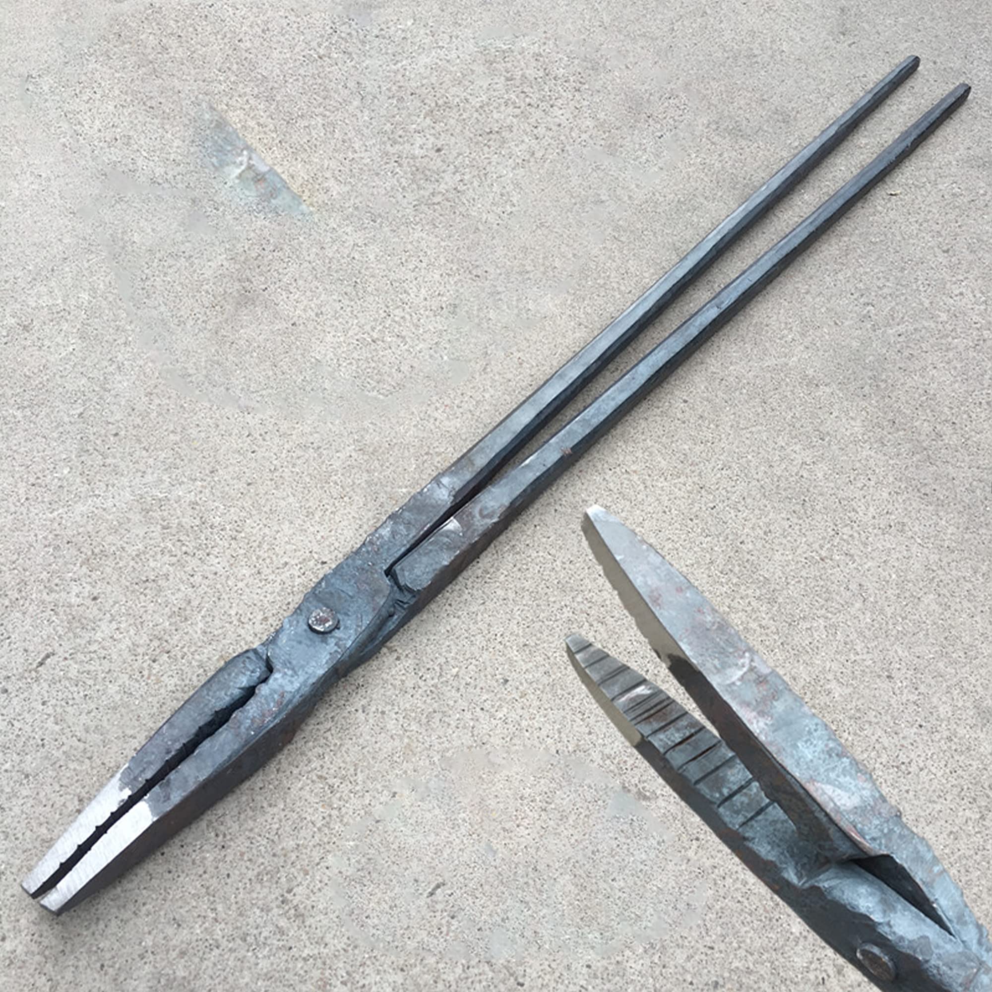 Tenaza de Forja Pinzas Planas Pinzas de Herrero para Anvil Vise Forge 80cm 3.0kg Tenaza de Forja Nariz Plana para Ingeniero Herrero