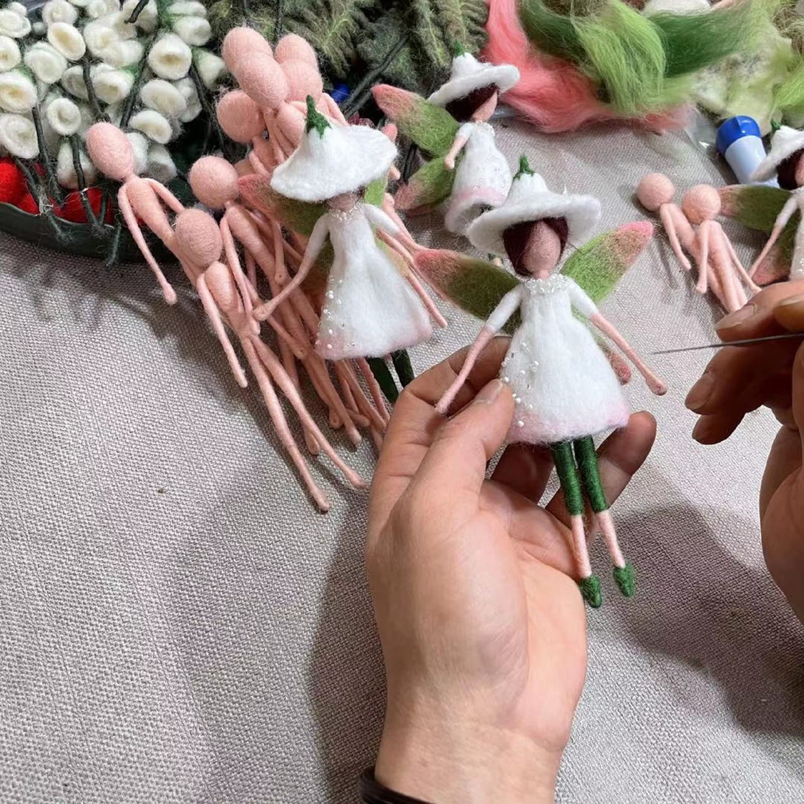 Paquete de 5 esqueletos de fieltro de aguja de tono de piel chocolate, amigable para principiantes, ahorra tiempo para la fabricación de lana de fieltro pura de 15 cm de alto