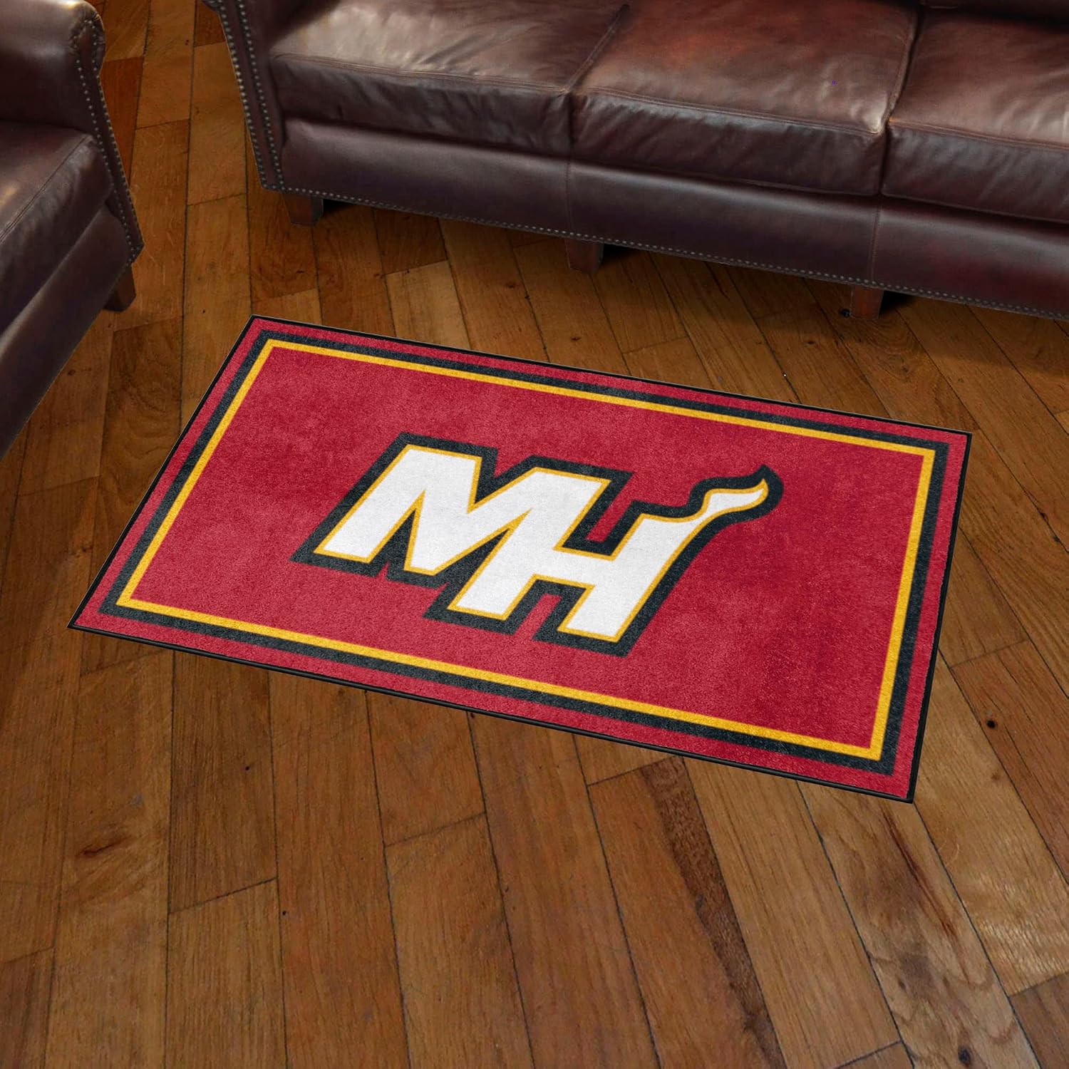 FANMATS 36999 Miami Heat 3ft. x 5ft. Plush Area Rug