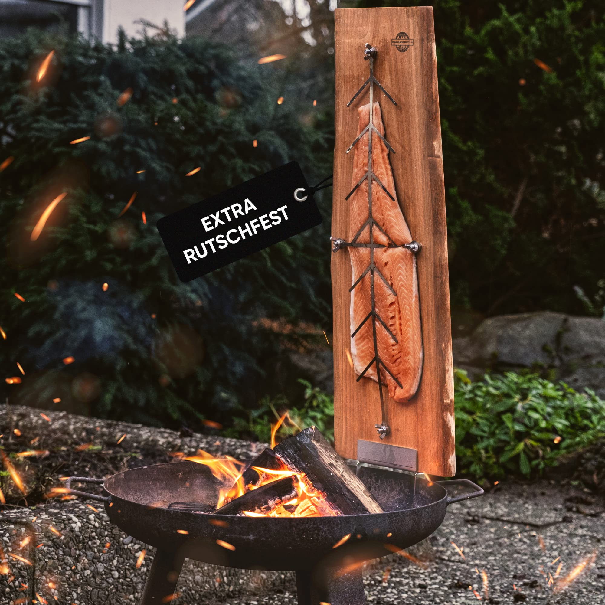 XXL Flammlachbrett [mit Edelstahlhalterung] aus Buchenholz | ca. 280 x 800 x 20 mm | für Feuerschalen & Kugelgrill | Lachsbrett made in Germany | Buche (Holz)
