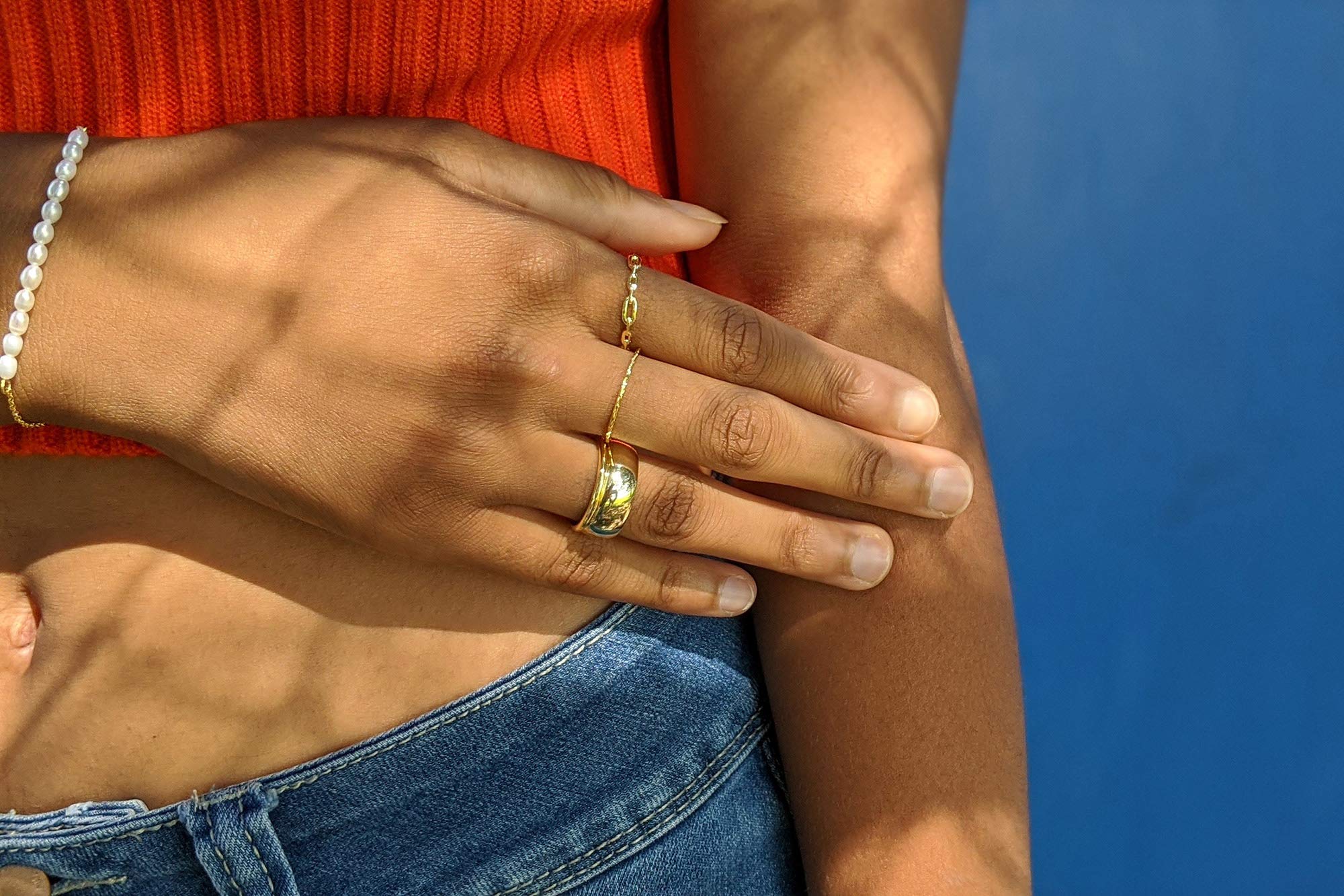 Anillo de eslabones simples chapado en oro de 18 quilates | Banda apilable minimalista para mujer, 18k, oro, latón, Zirconia cúbica 5