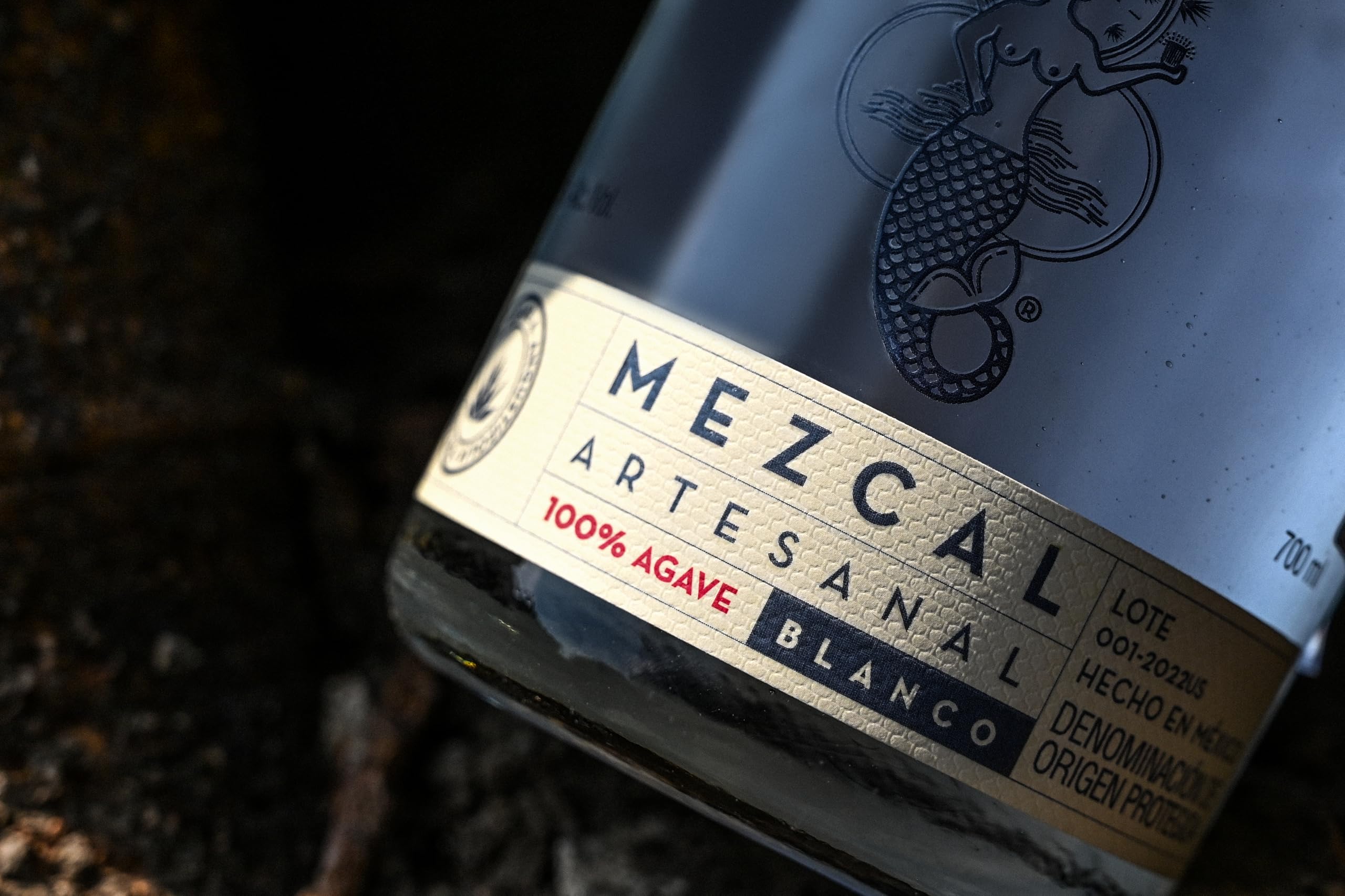 La Escondida Mezcal Artesanal Blanco 40% Vol. 0,7l in Giftbox