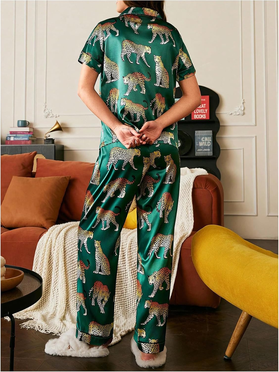 WDIRARA Women's Satin Pajama Set Leopard Print Button Up Pants Pjs Set 2 Piece Sleepwear