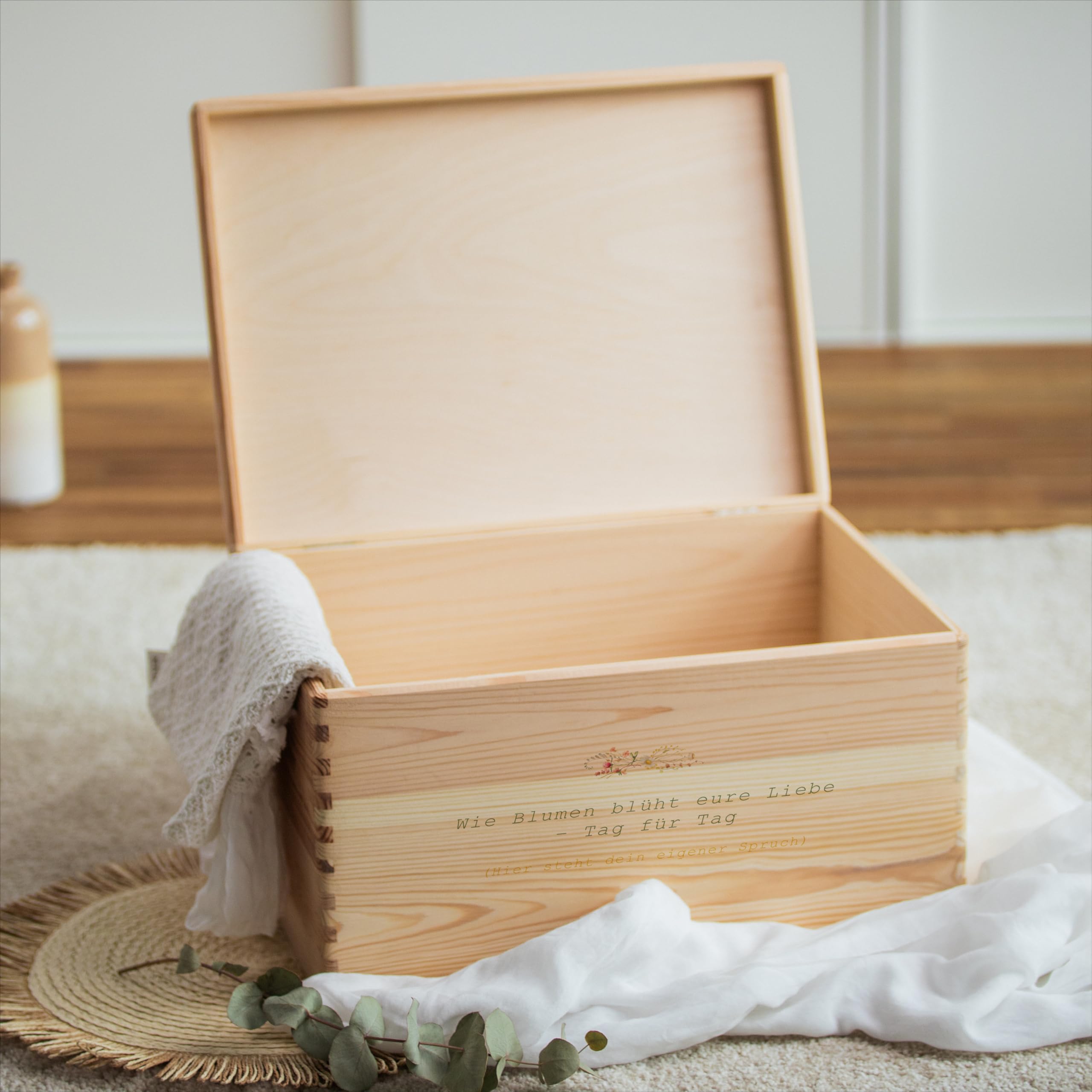 Amari ® Personalisierte Erinnerungsbox aus Holz | Blütenmeer | Individuelles Hochzeitsgeschenk Erinnerung Hochzeit Personalisiertes Holzkiste
