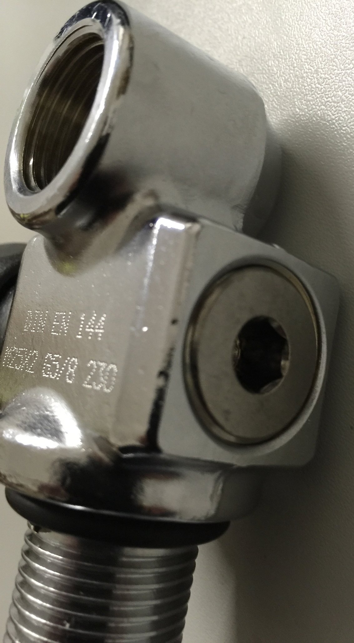 Flaconi tauchfl valvola aria compressa 230bar Links, espandibile G5/8