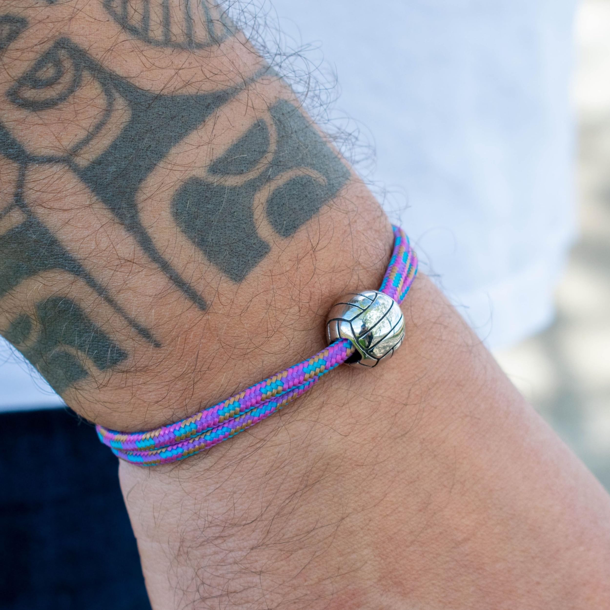 ERNESTINE - Bracelet Volleyball réglable acier inoxydable - Idée cadeau Volley homme femme adolescent - Bracelet Volleyball sport - Cadeau Homme Noël anniversaire fête des pères - bijoux sports enfant