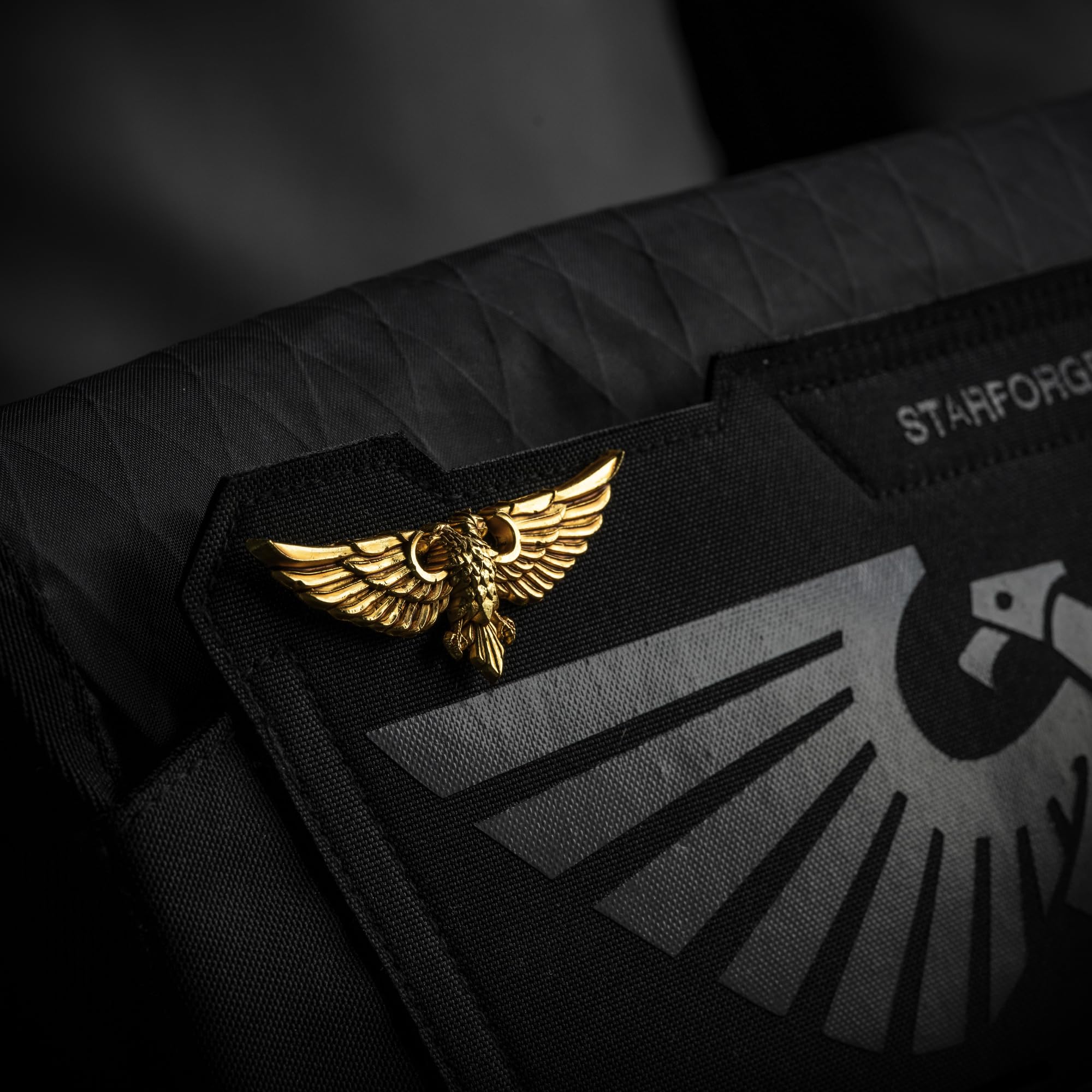 Starforged Warhammer 40K Imperial Aquila of Sanctuary broszka akcesoria przypinka odznaka