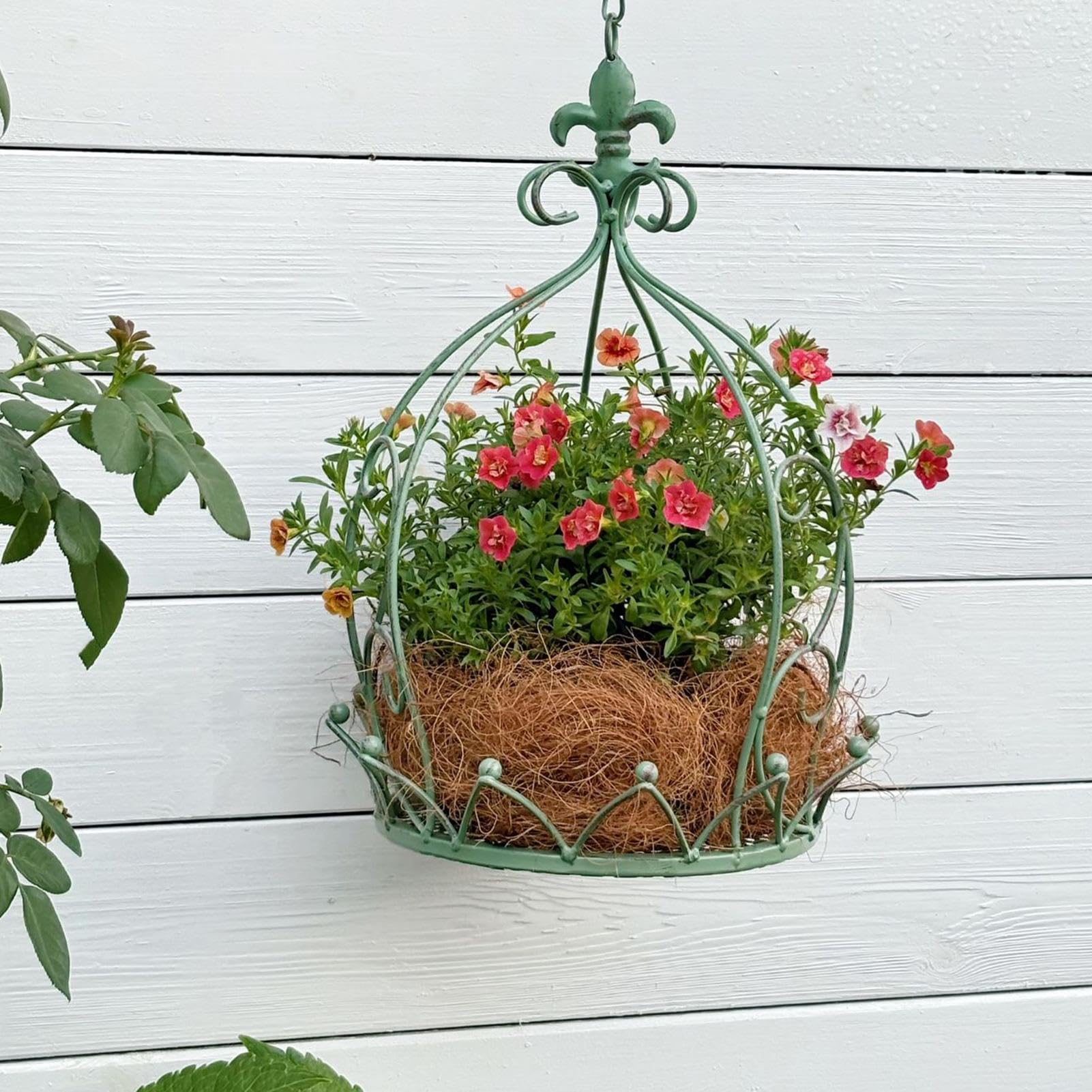 Suspension pour d'intérieur avec chaîne et panier décoratif en métal