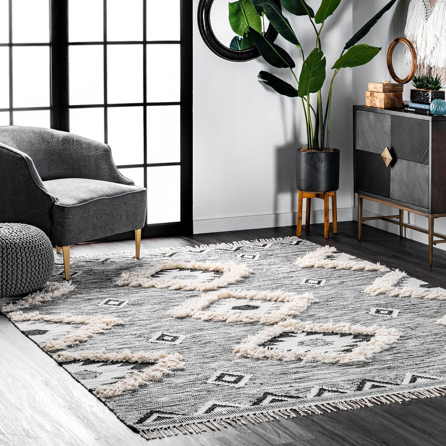 Tapis en laine touffeté main noir moderne : créez une atmosphère sereine et élégante chez vous