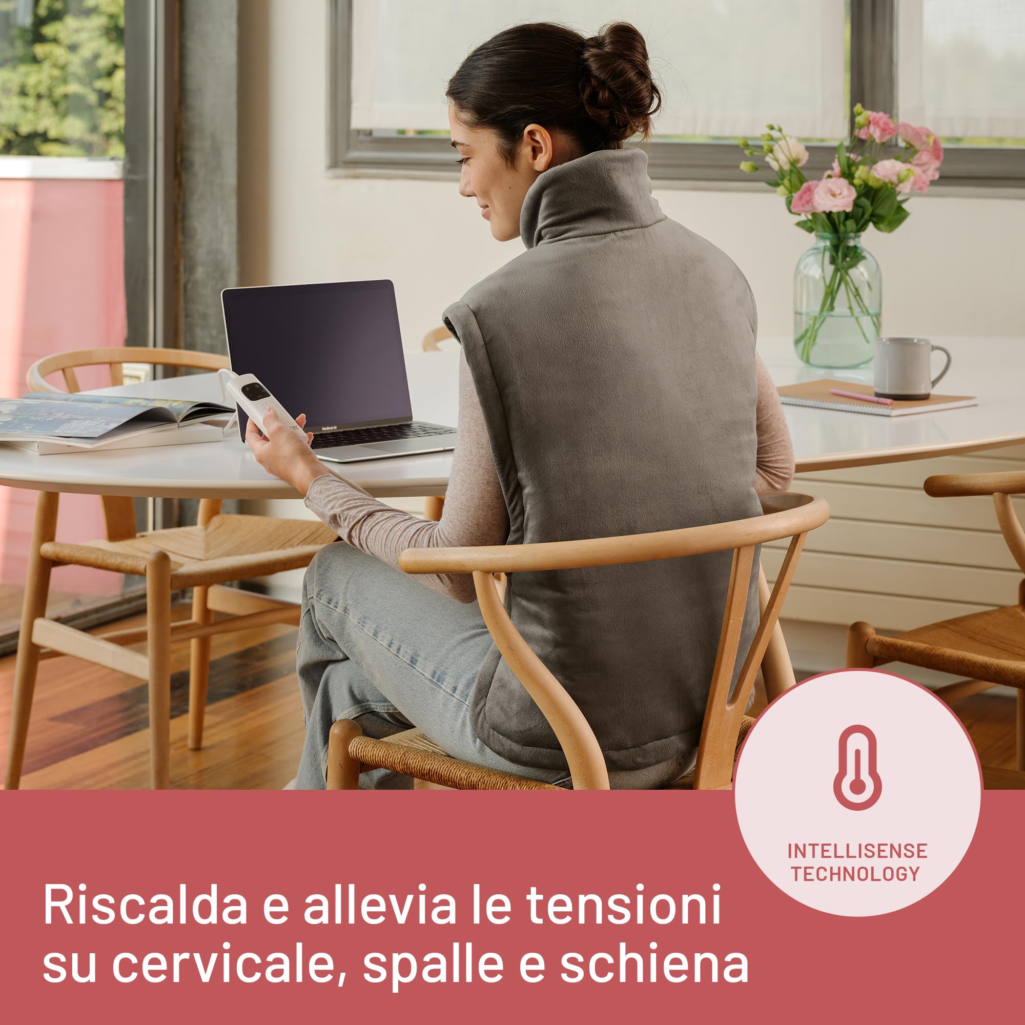 Imetec Intellisense Total, termoforo, cuscino termico per schiena e cervicale e spalle, tecnologia Intellisense, doppio tessuto lavabile, 4 temperature, dispositivo di sicurezza, 68x69 cm