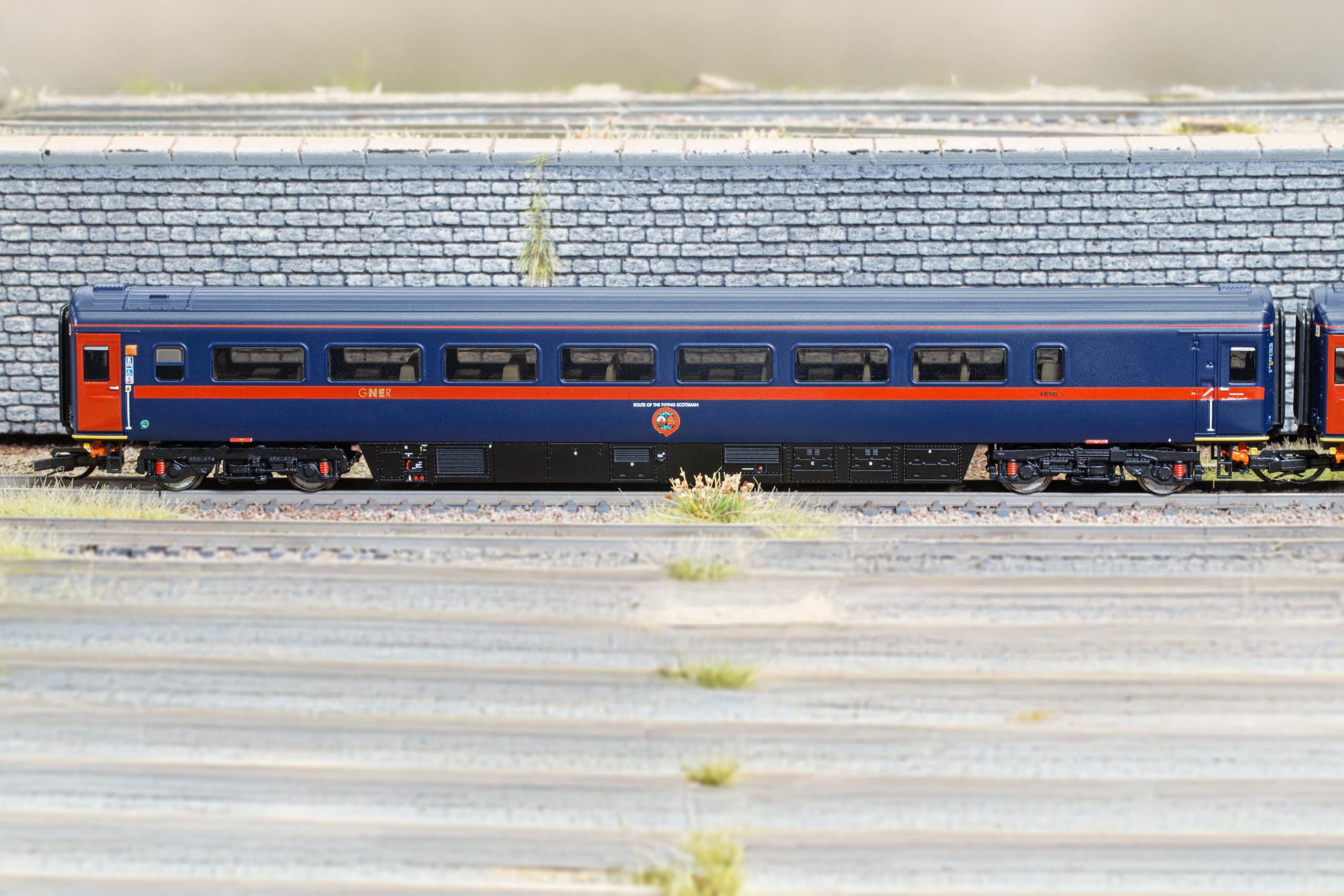Hornby TT:120 TT4044 GNER HST Mk3 TGS 44098