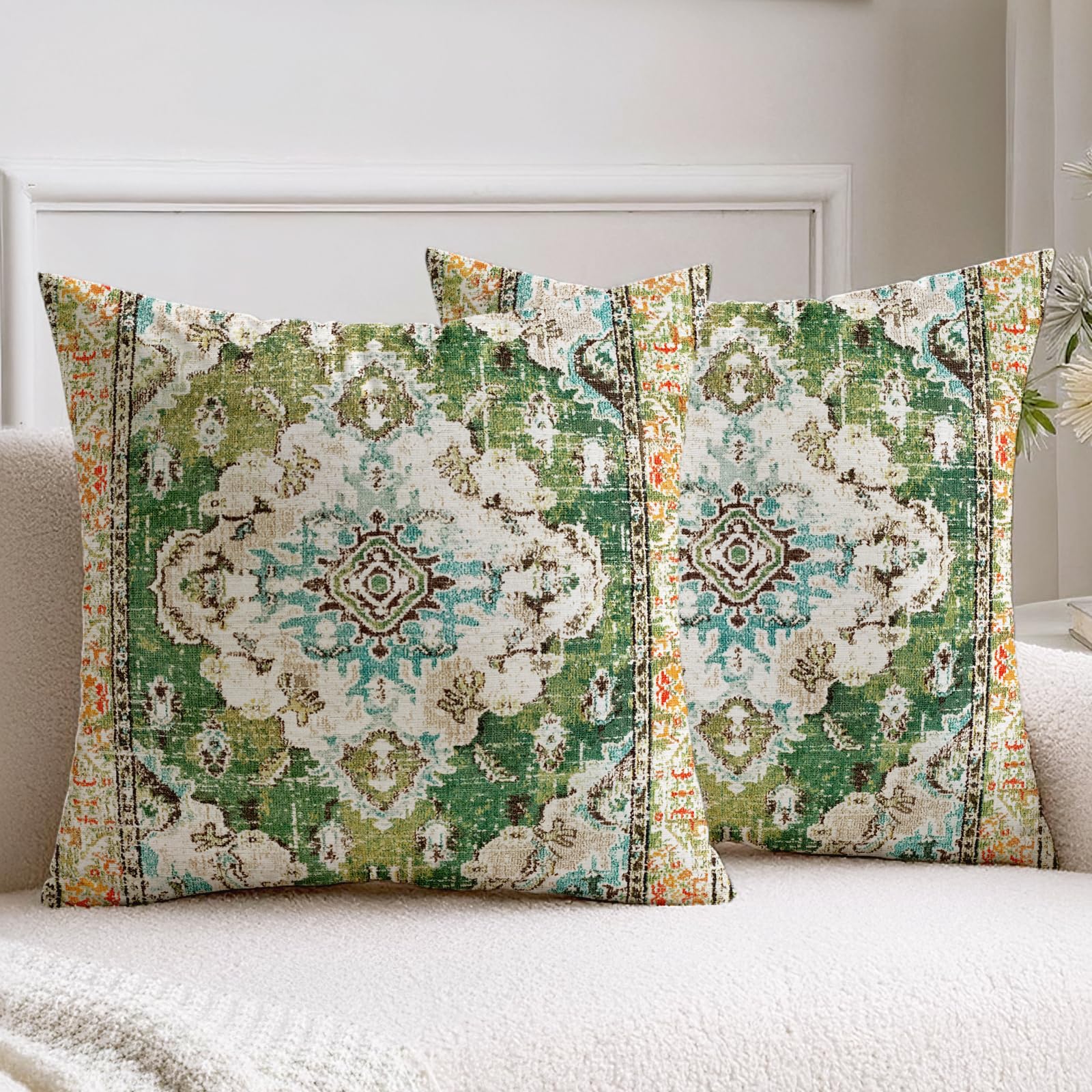 Vorysum Cushion Covers 40 x 40 cm Green Retro Bohemian Decorative Cushions for Sofa Super Soft Velvet Cushion Cover for Sofa Bed Home Living Room Decoration Set of 2