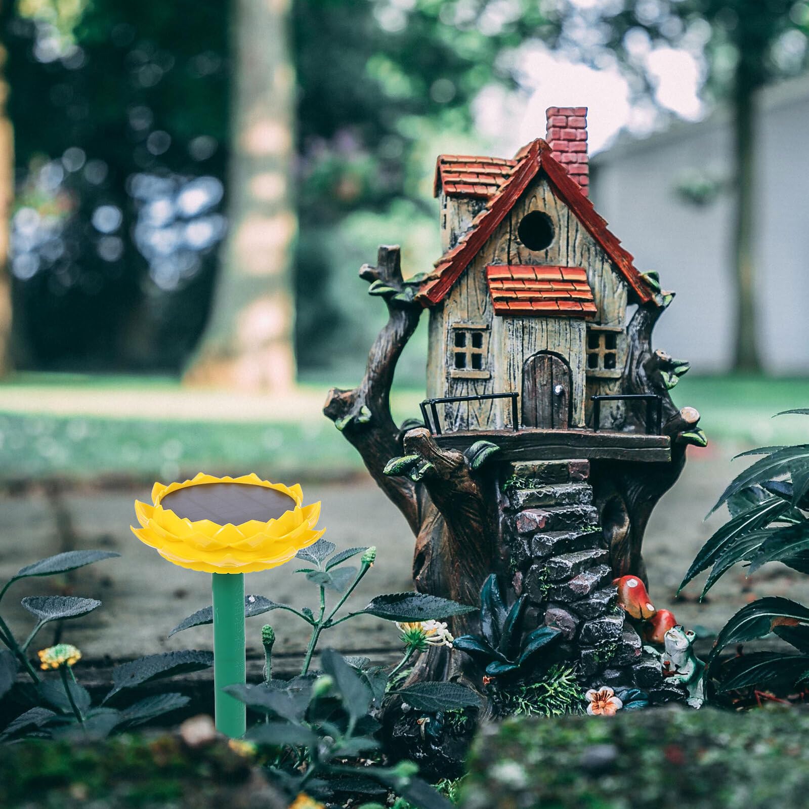 Altoparlante Portatile Forma di Loto con Pannello Solare per Esterni Lettore Musica Wireless Giallo per Giardino e Cortile