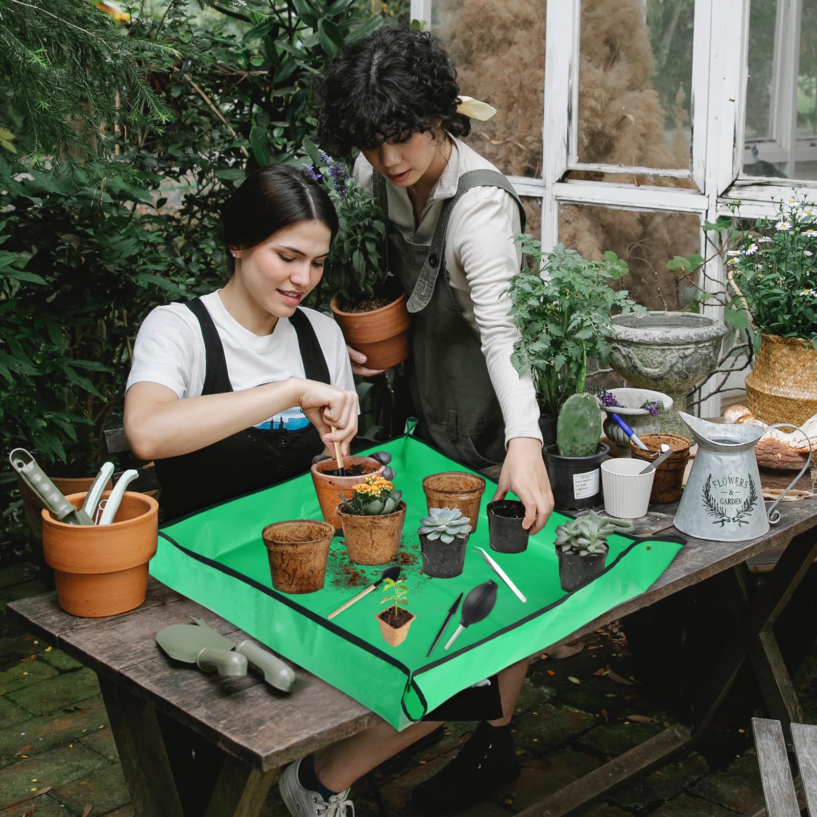 succulentlovers Juego de 26 herramientas para suculentas, el kit de herramientas de jardinería interior incluye alfombrilla de trasplante de plantas de 39 pulgadas y 19 mini herramientas de mano para