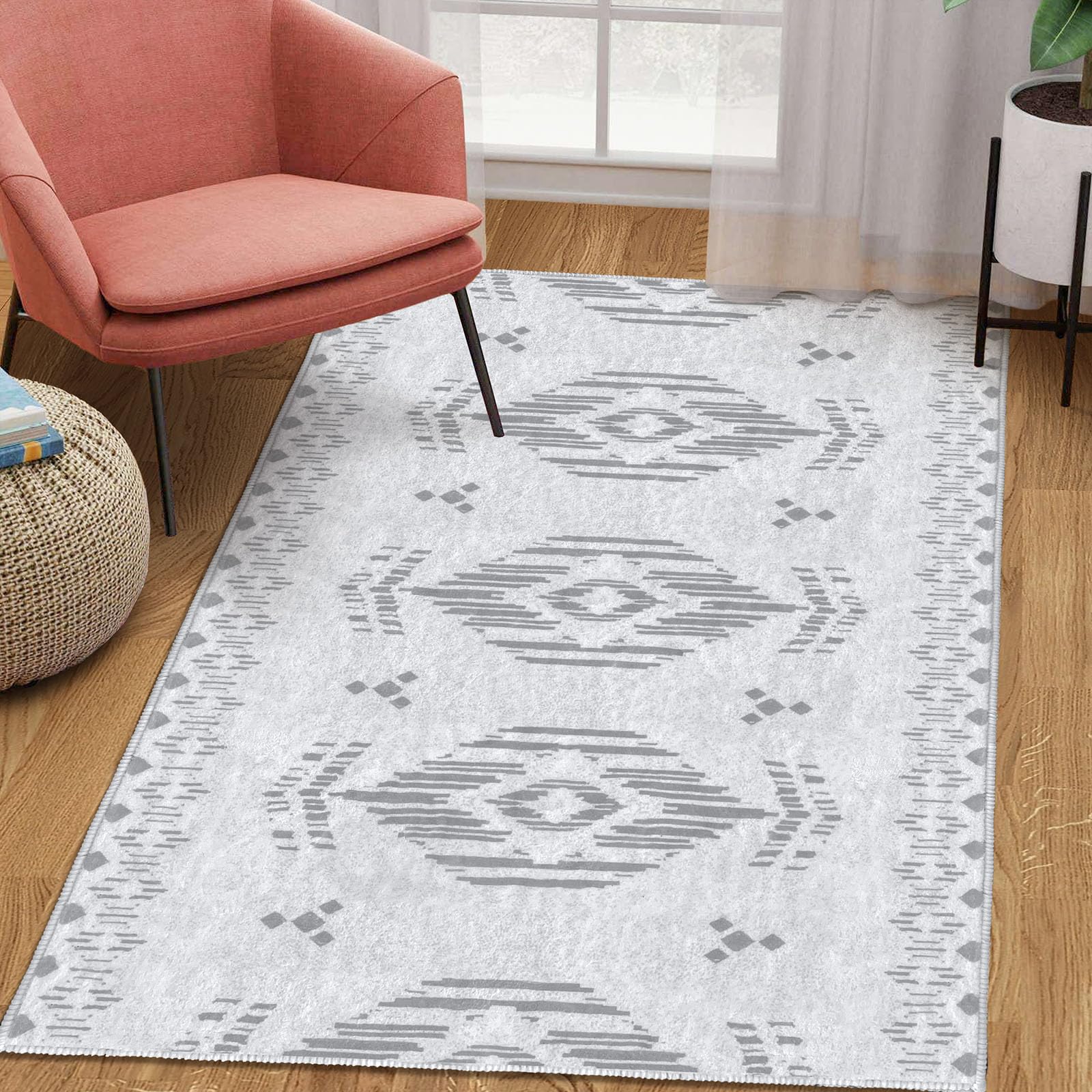 KILOCOCO Area Rug 3'x5' Entryway Rug Washable Rug Bedroom Rug Living Room Rug Boho Rug Non Slip Kitchen Rug Soft Indoor Low Pile Rug for Bedroom Laundry Room Playroom Bathroom Dining Dorm Rug, White