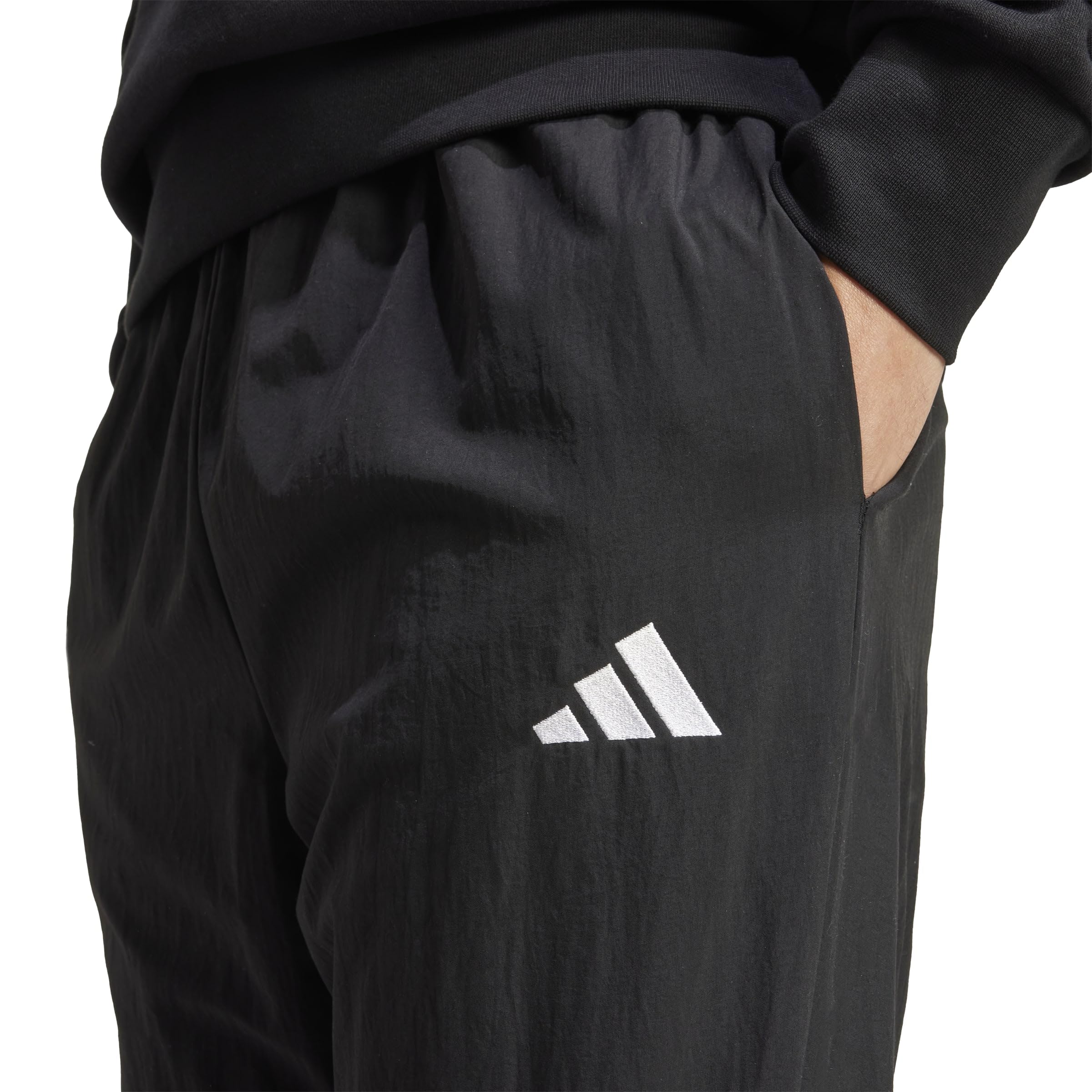 adidas Hombre Essentials Small Logo Woven Pant