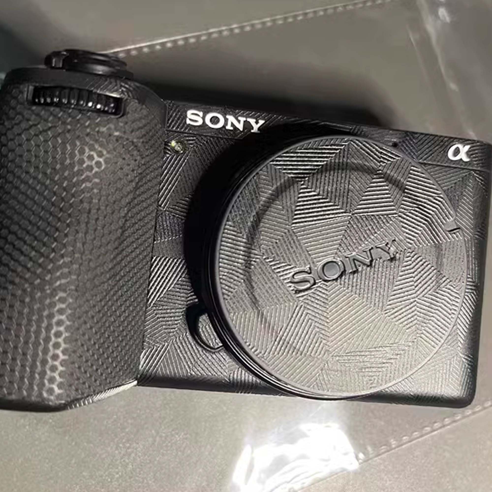 【週末限定値下げ】【ほぼ新品】SONY α6700 本体のみ➕保護フィルム Sony α7CII / α7CR α6700 α7IV フィルム 保護フィルム 反射防止