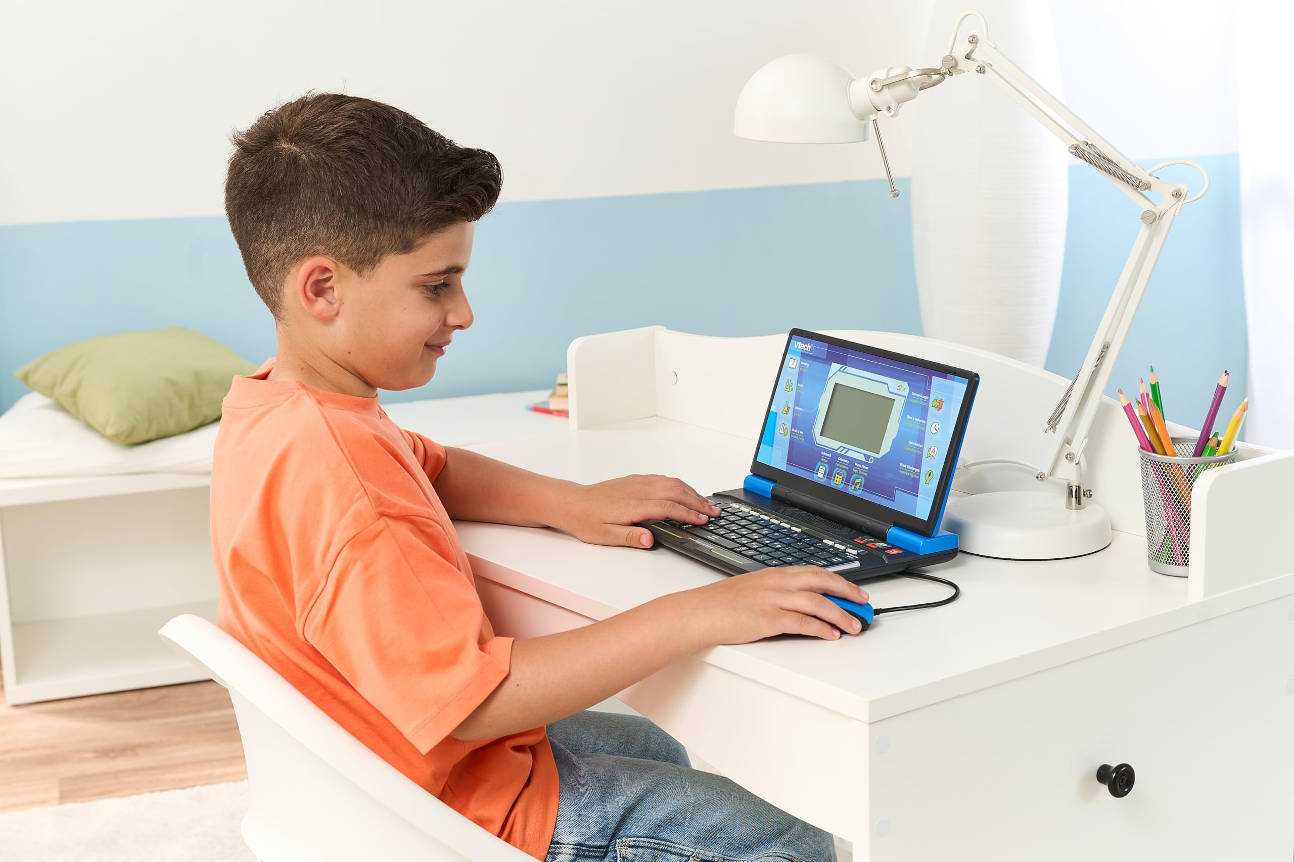 VTech Bit Smart Genius Plus Schwarz, interaktiver Computer für Kinder, Computer mit Maus, 164 Aktivitäten, zweisprachiger Lehrcomputer Italienisch und Englisch, QWERTY-Tastatur, Batterien im