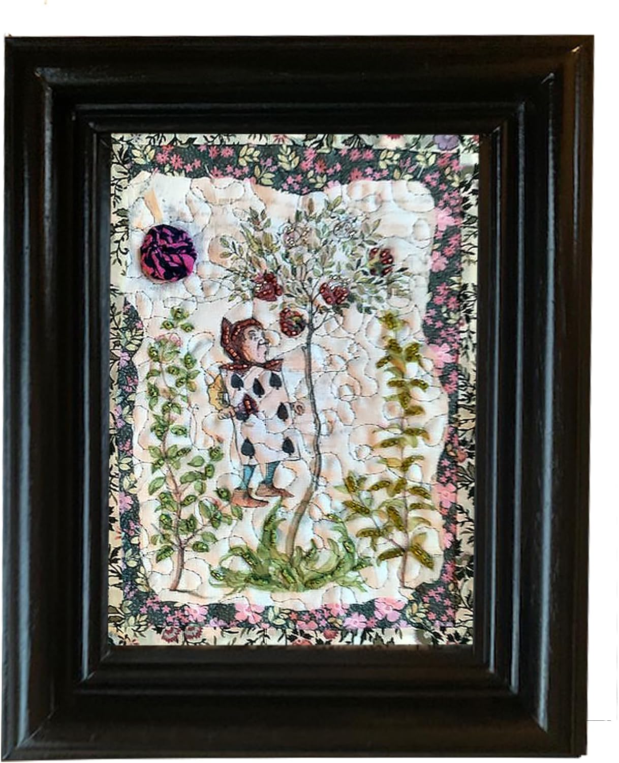 Alice's Adventures in Wonderland Quilt. Painting the Roses. Whimsical wall art for your home. Finished size 5 7/8" x 7 7/8". Classic fairy tale gift.