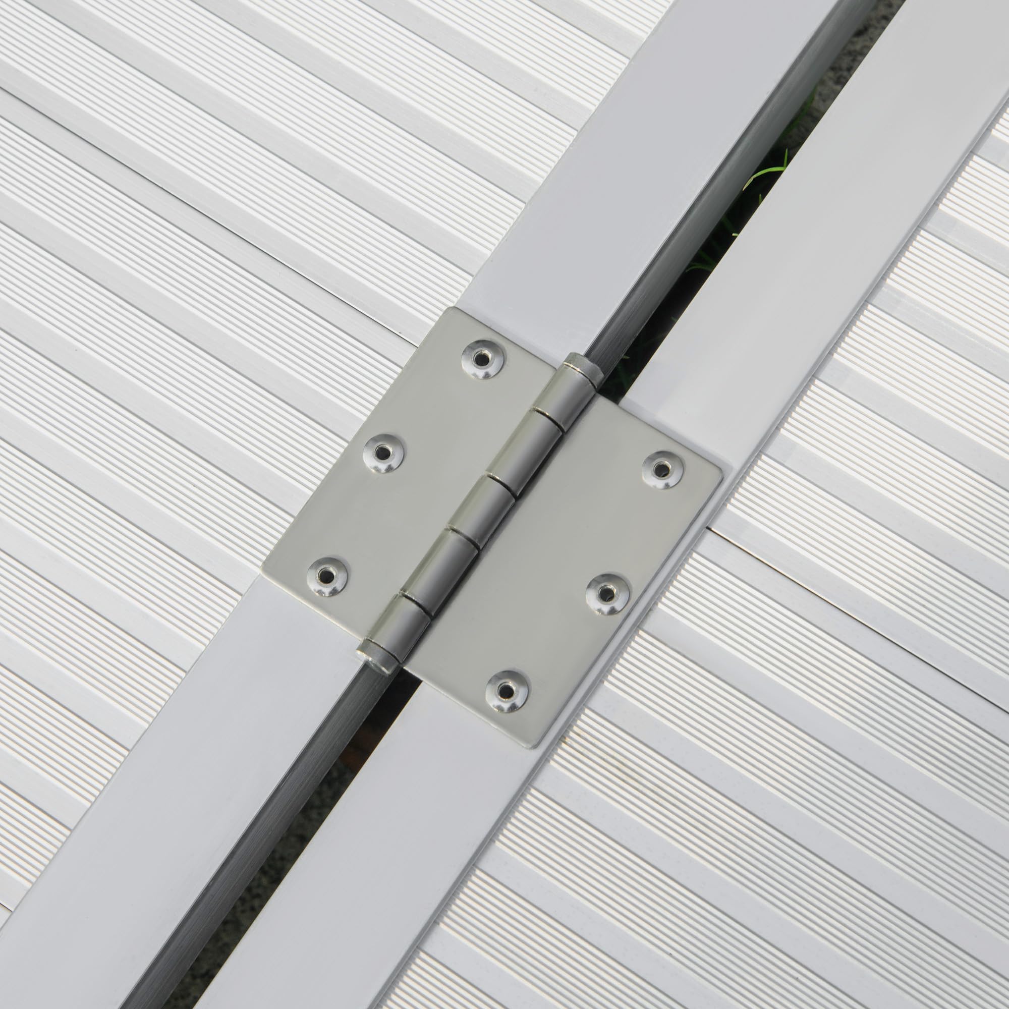 HOMCOM - Rampa de silla de ruedas plegable antideslizante 123x74 cm | Rampa de carga de chorro de arena, aleación de aluminio, bordes de seguridad, pegatinas reflectantes, carga máx. 270 kg