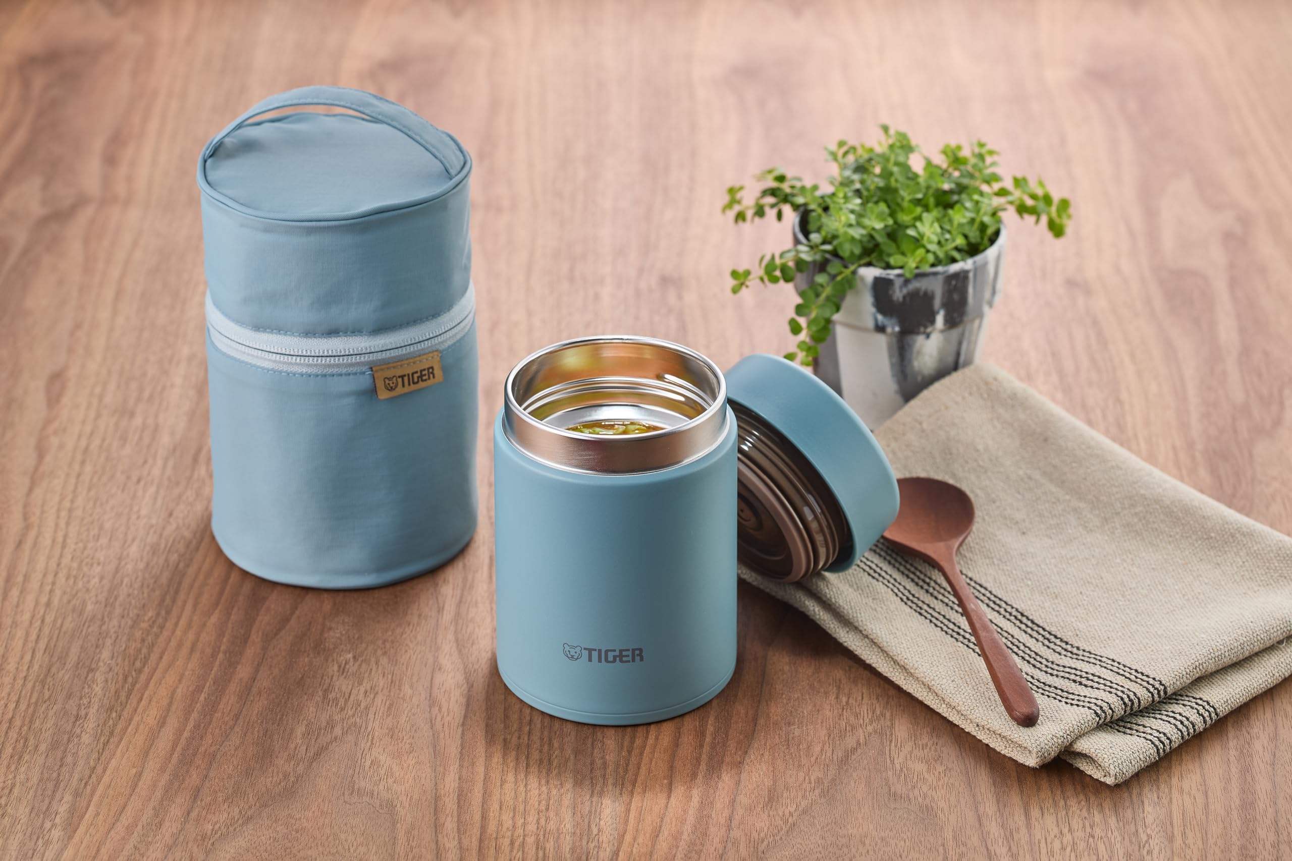Amazon.com: TIGER MKL-Z75PAL Vacuum Insulated Soup Jar, MKL-Shaped