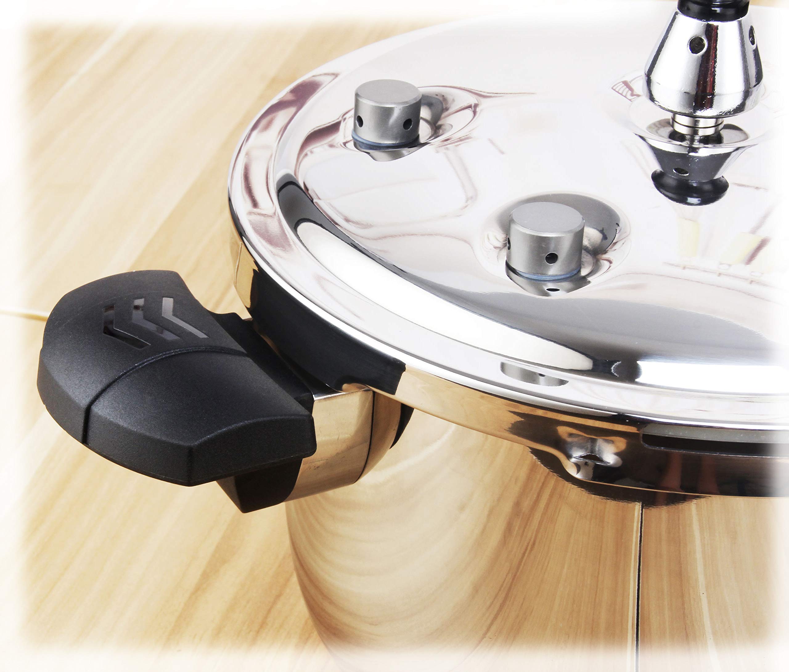 Super Quality Stainless Steel 304 Pressure Cooker, Six Over Pressure Safety Systems, Silver Color, One Extra Rubber Gasket, Gift Box, Mirror Polish, Three Layer Compound Bottom (11.2 QT))