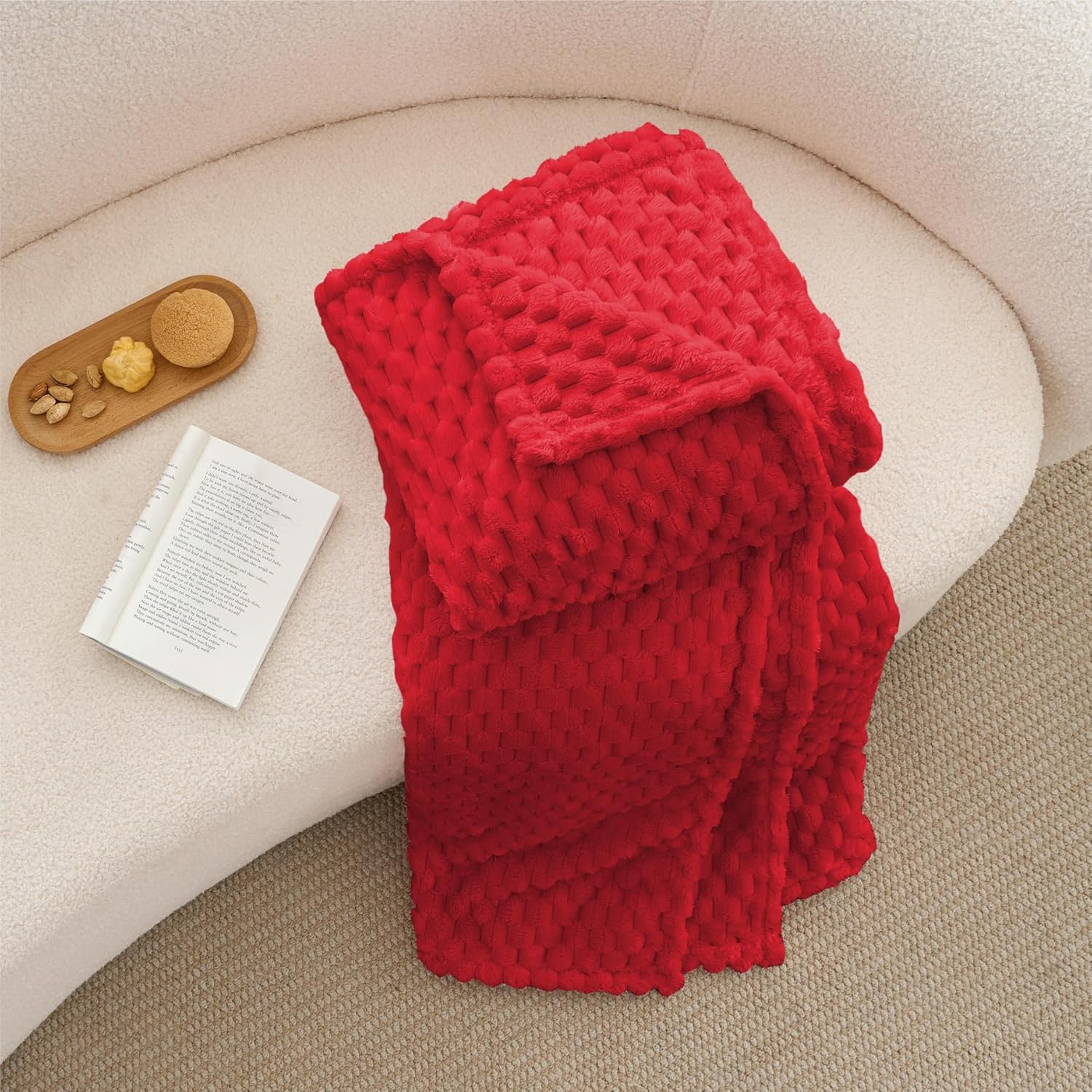 BEDELITE Fleece Throw Blanket for Couch & Bed - 3D Jacquard Decorative Red Blanket, Super Soft and Cozy Warm Fuzzy Blanket All Seasons Suitable, 50x60Inches - Image 6